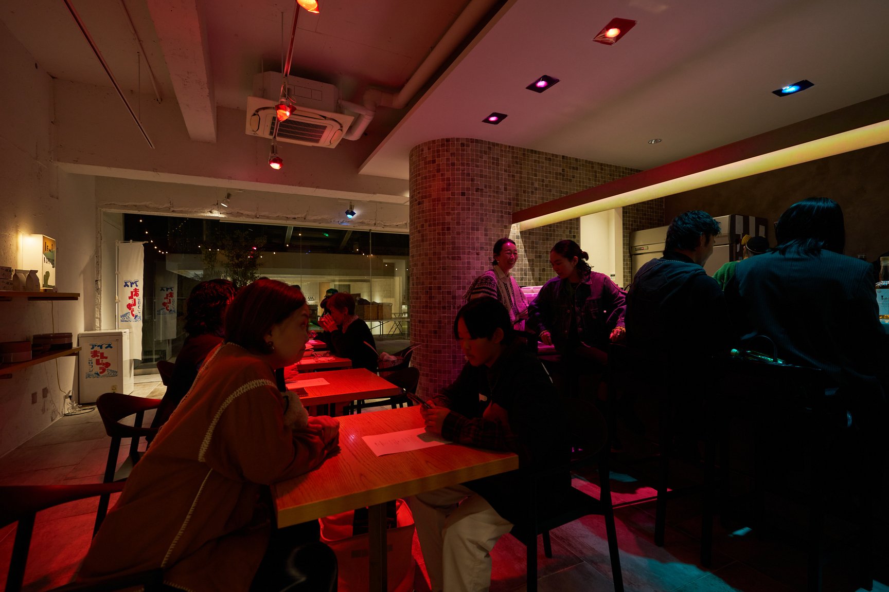 エスティーカンパニーでのダブレットのイベント風景画像