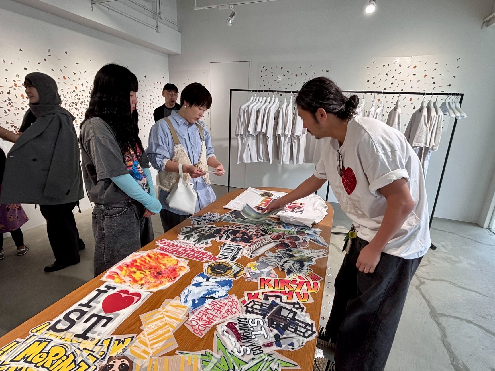 エスティーカンパニーでのダブレットのイベント風景画像