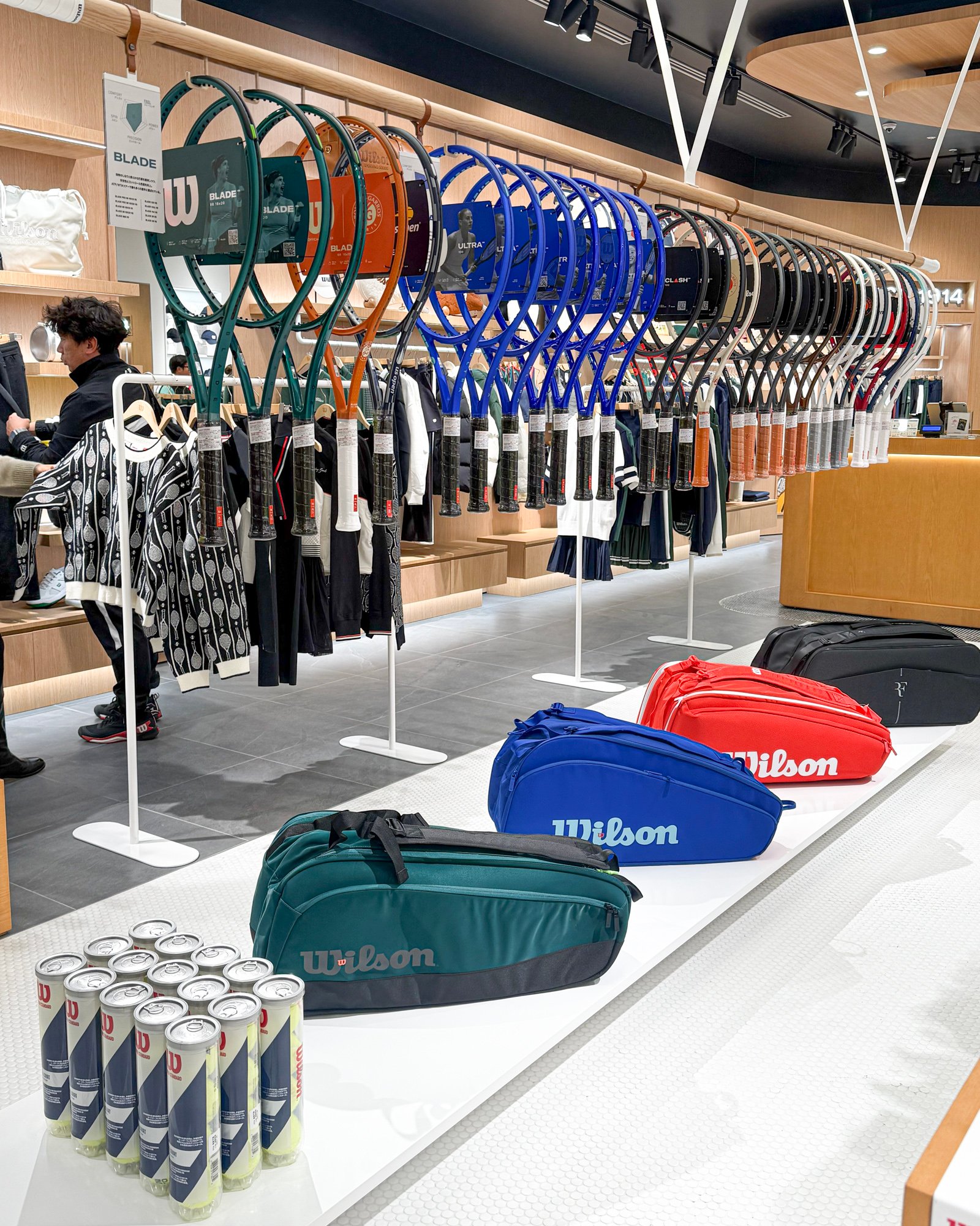 ウイルソン東京丸の内店の店内