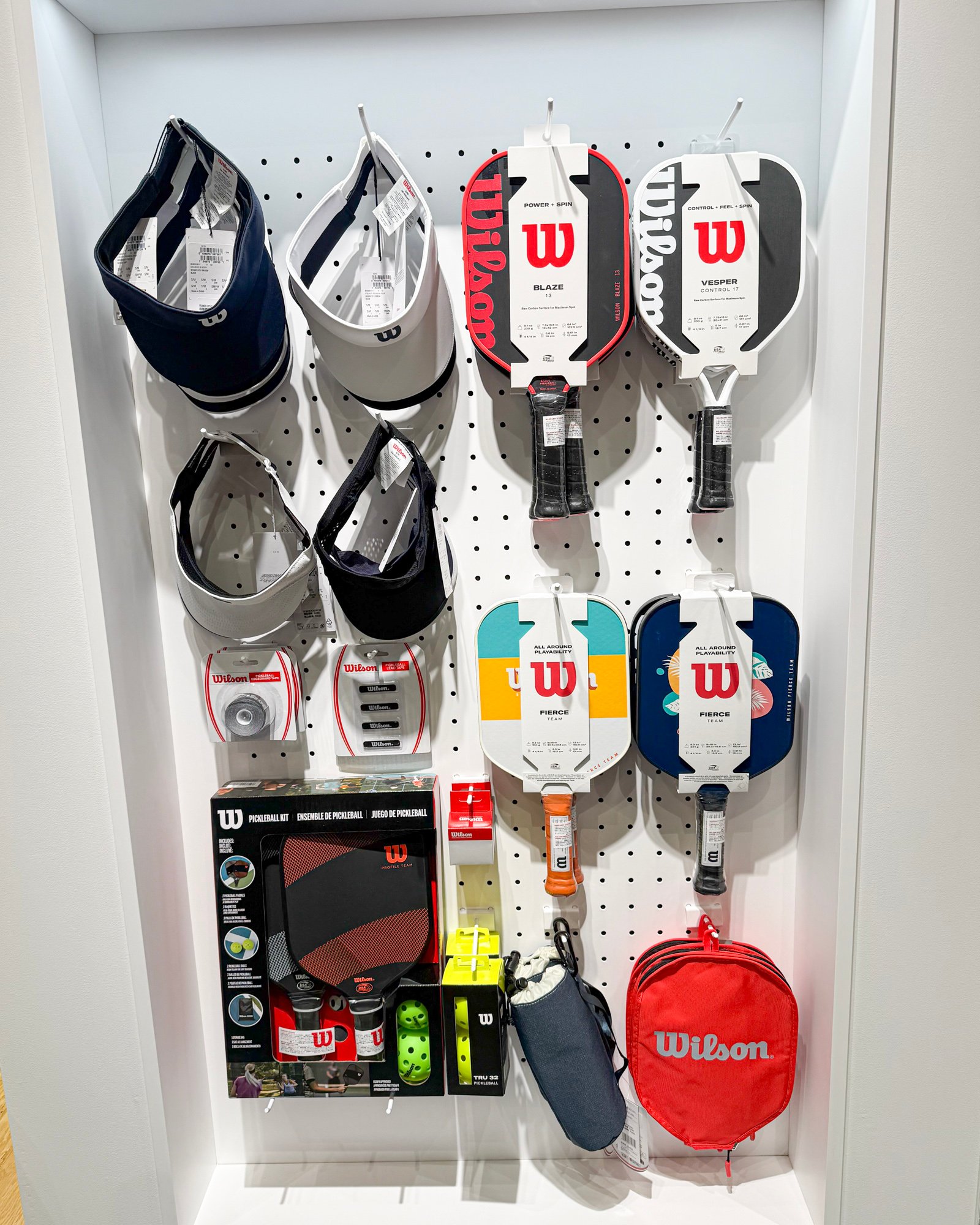 ウイルソン東京丸の内店の店内