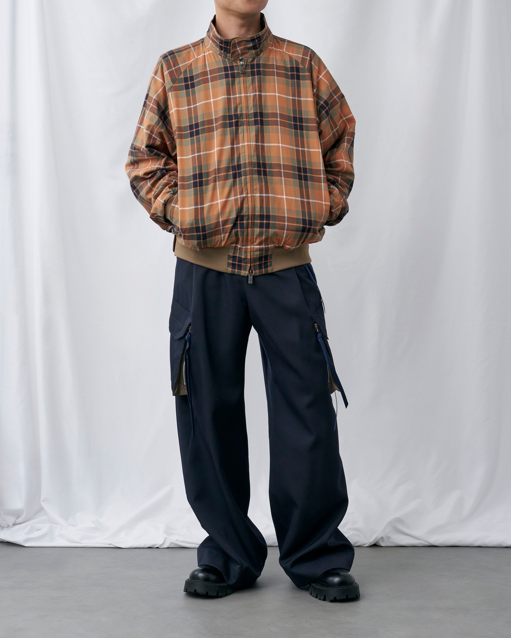 タムのワイドスラックス