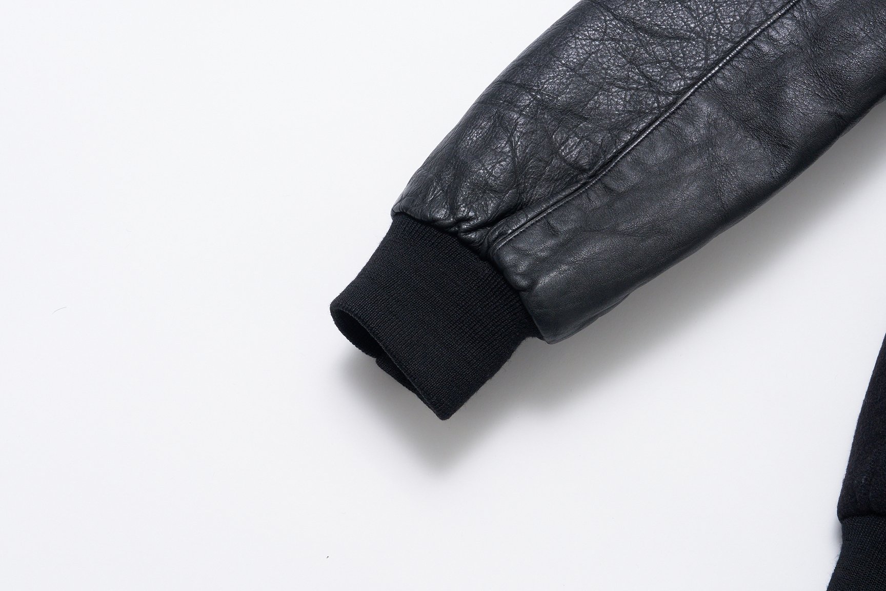 ホロウェイ スタジャン