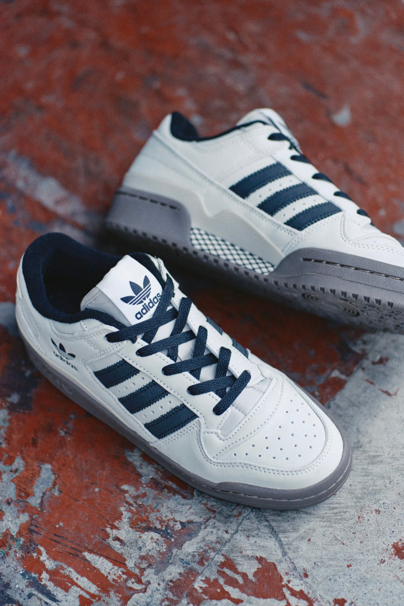 白いスニーカー