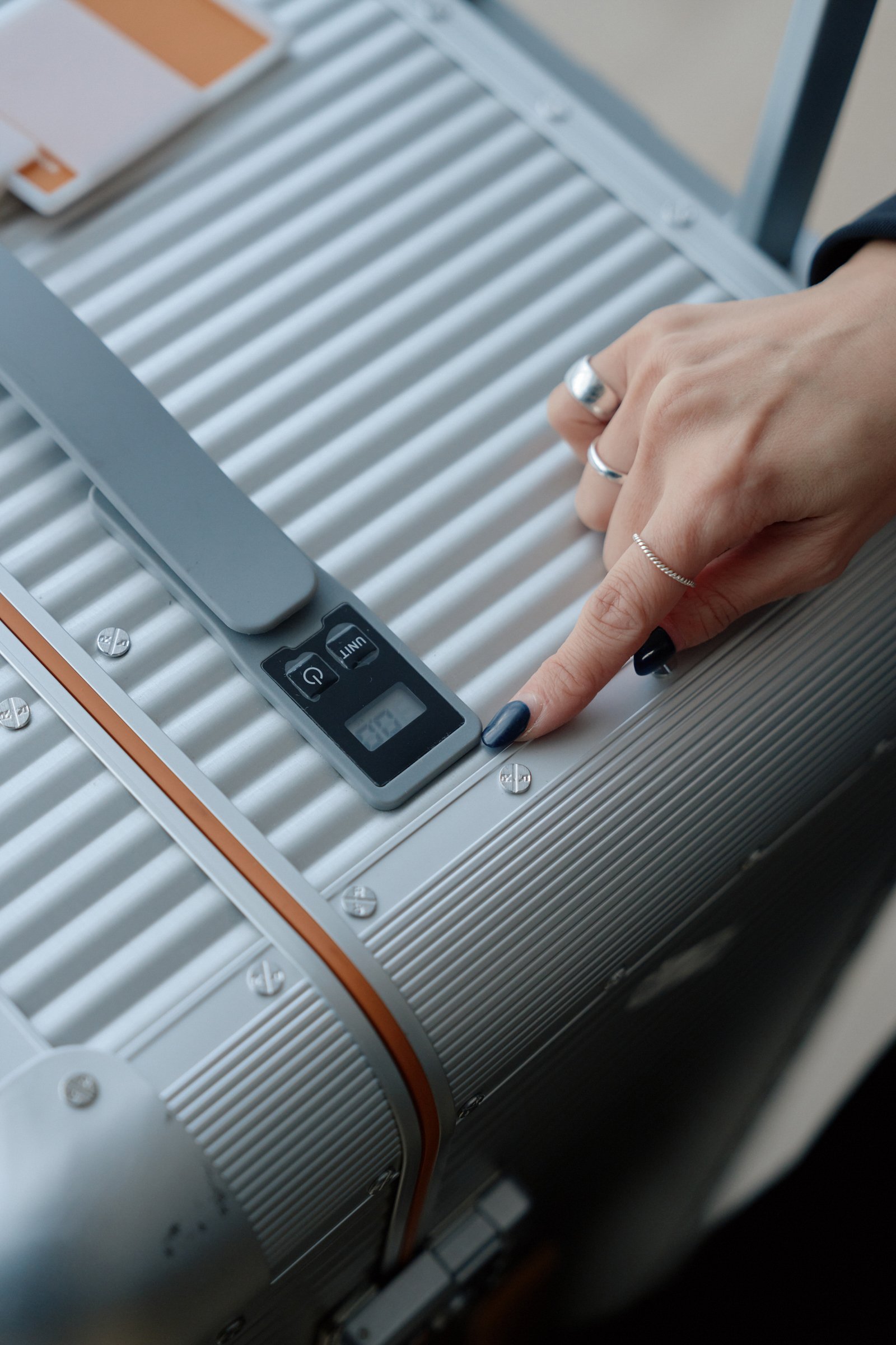 ローローのキャリーケース画像