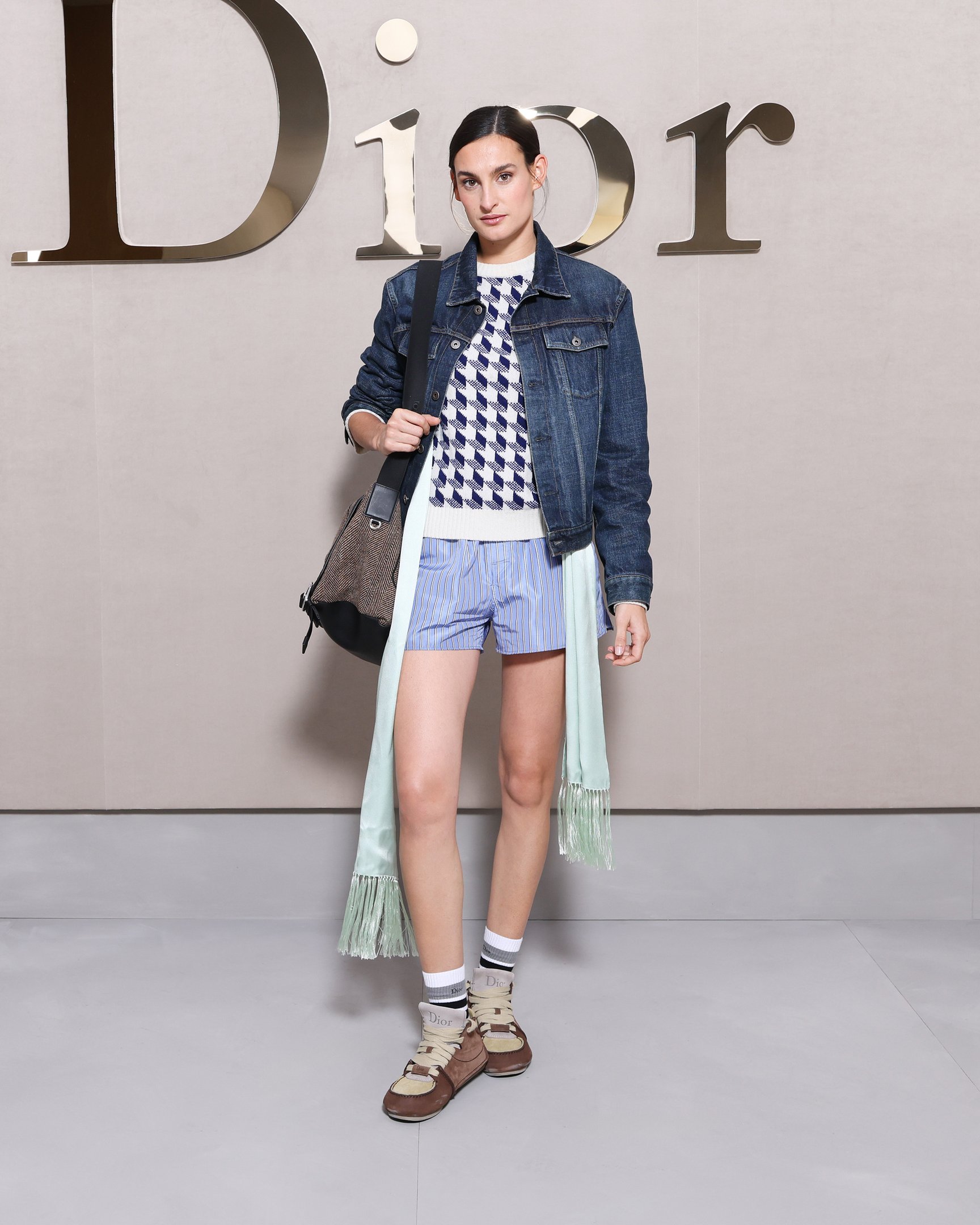 ディオールの2026年春夏コレクションを着用したNine D'Urso