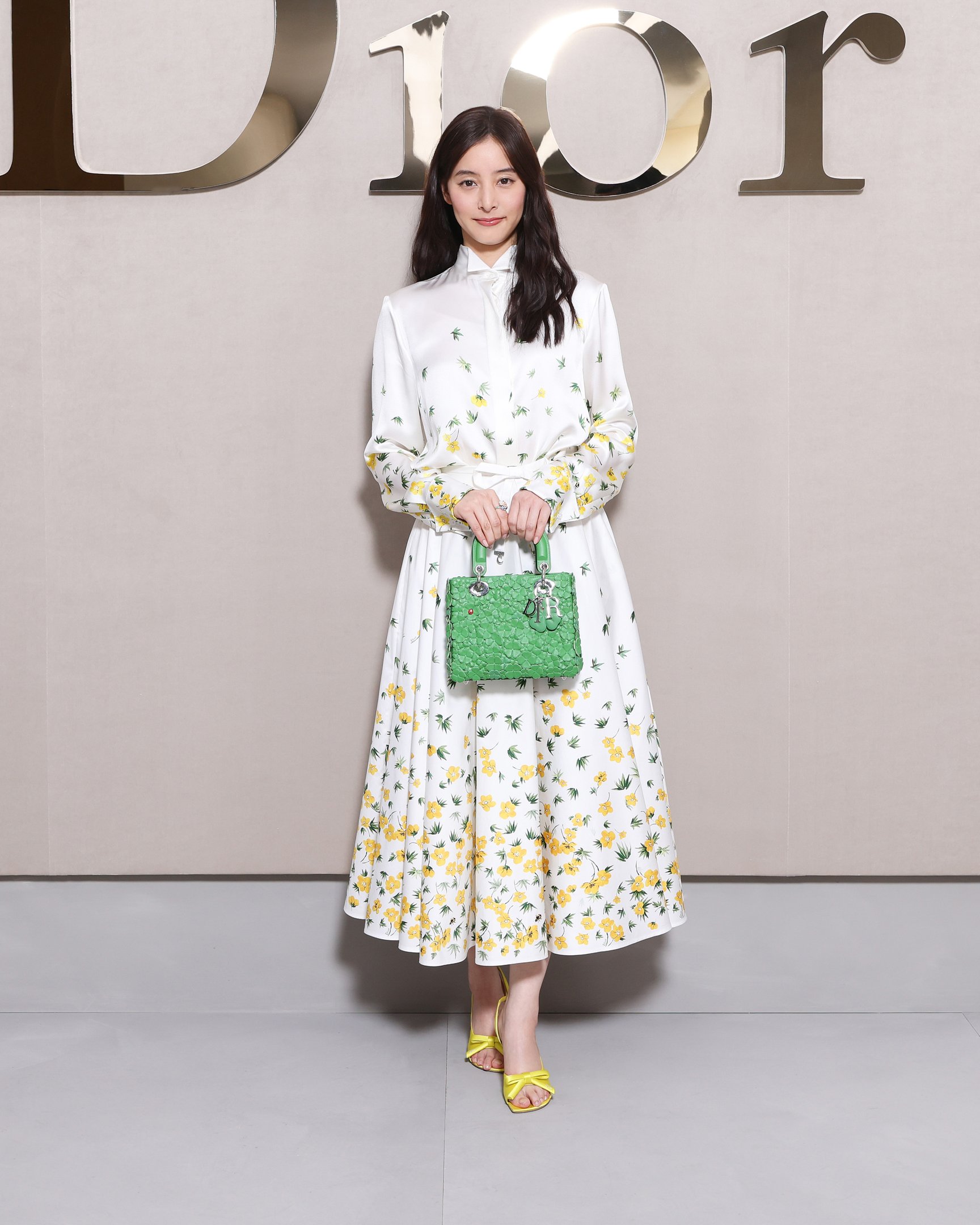 ディオールの2026年春夏コレクションを着用した新木優子