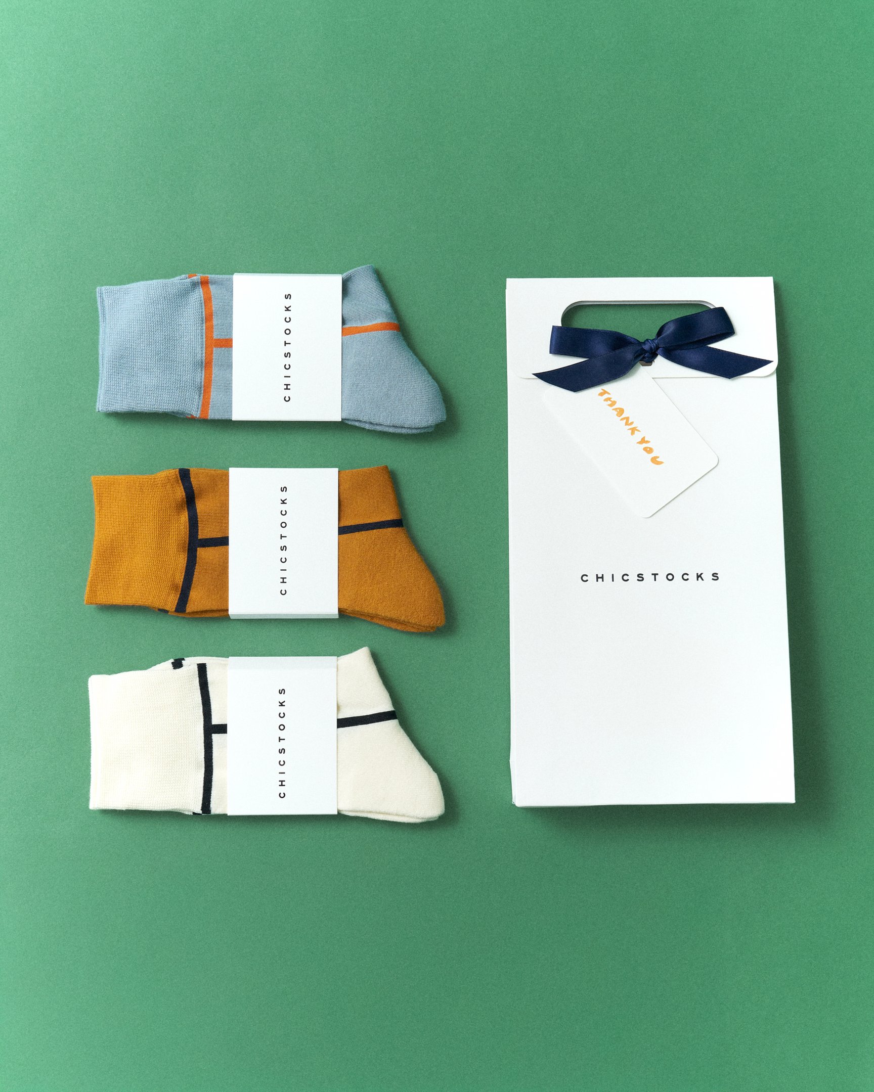 並べられた靴下