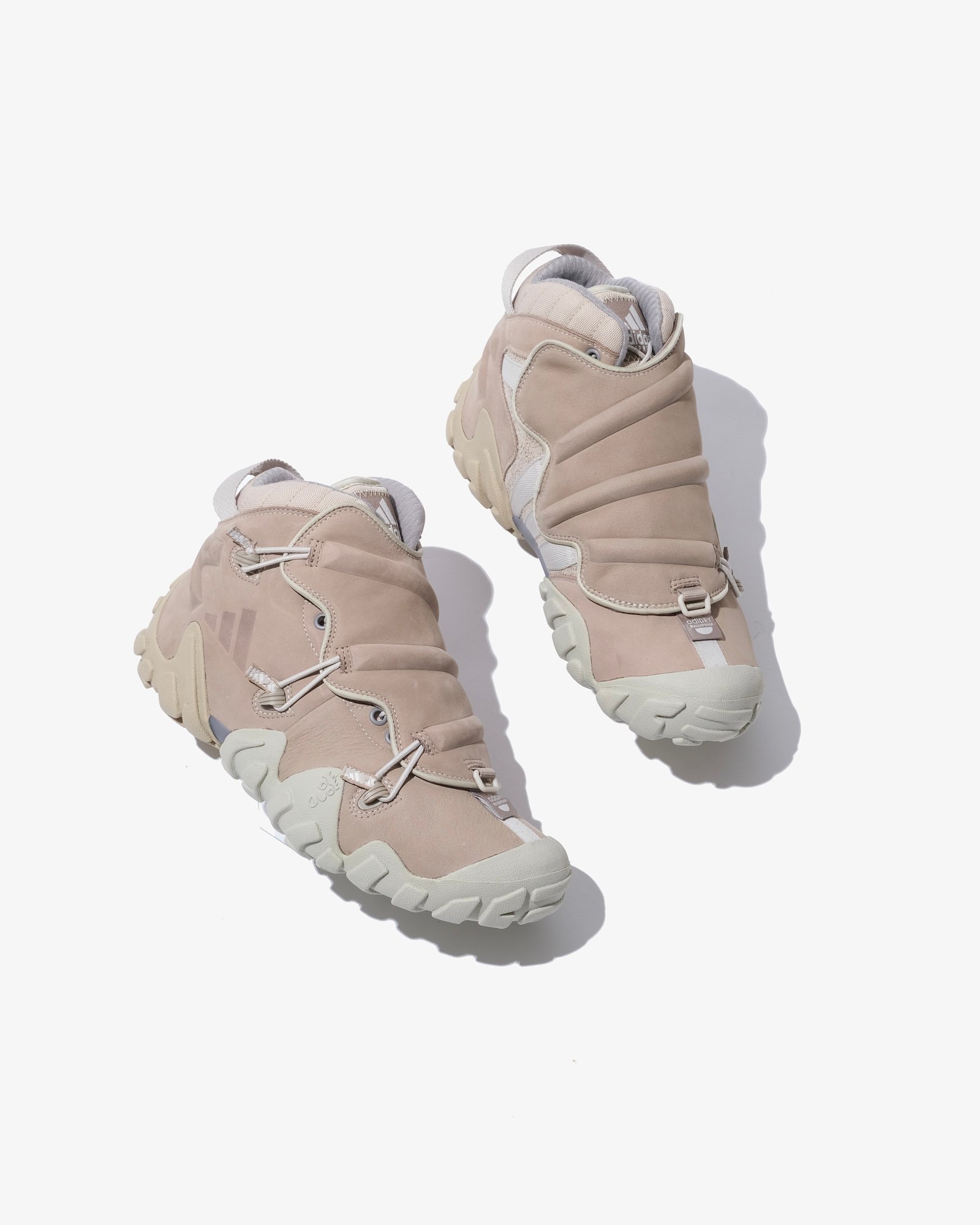 �٩`����Υ��˩`���`