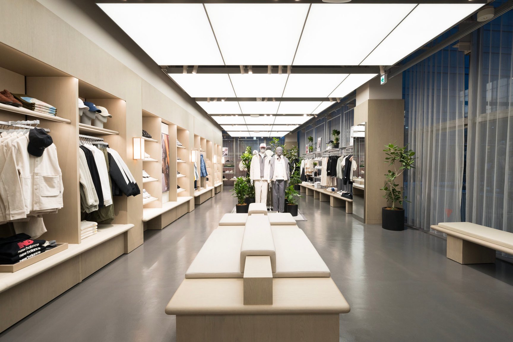 ニューバランス