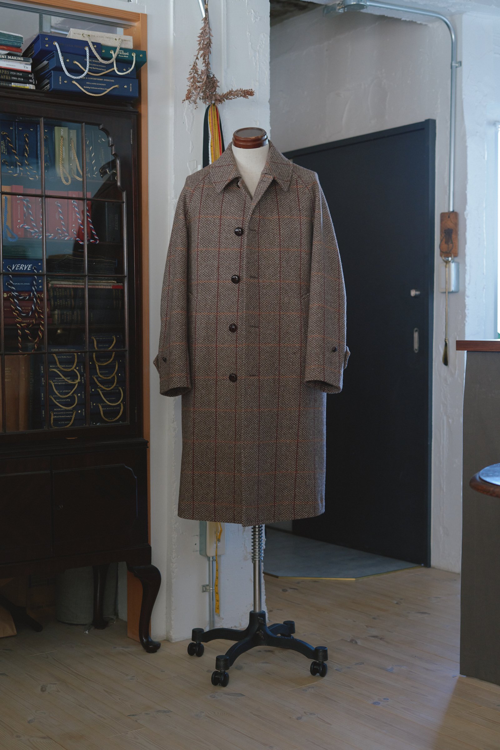 里和慶一のSeihcraのコート