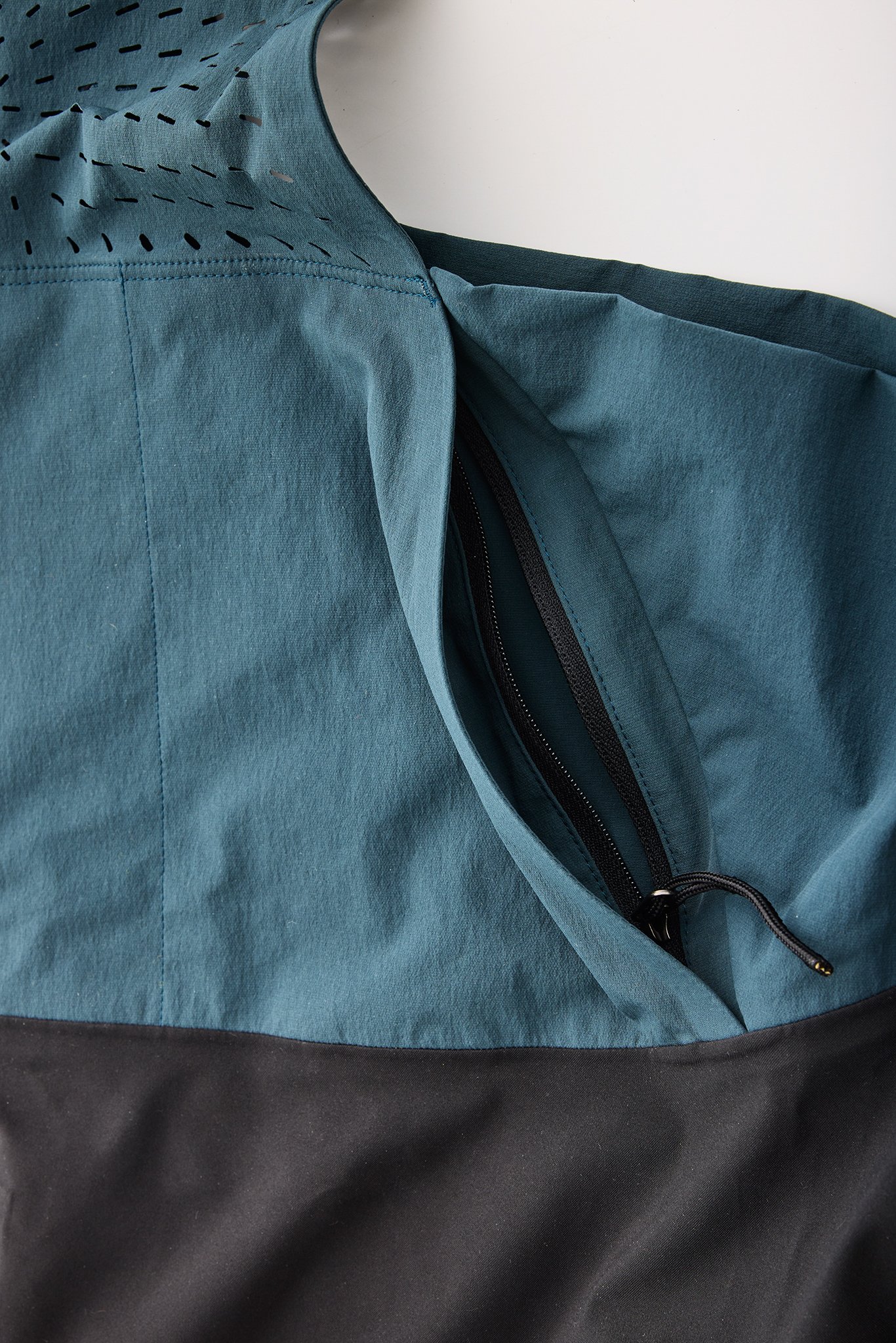 グローバルコレクションのビブパンツ画像