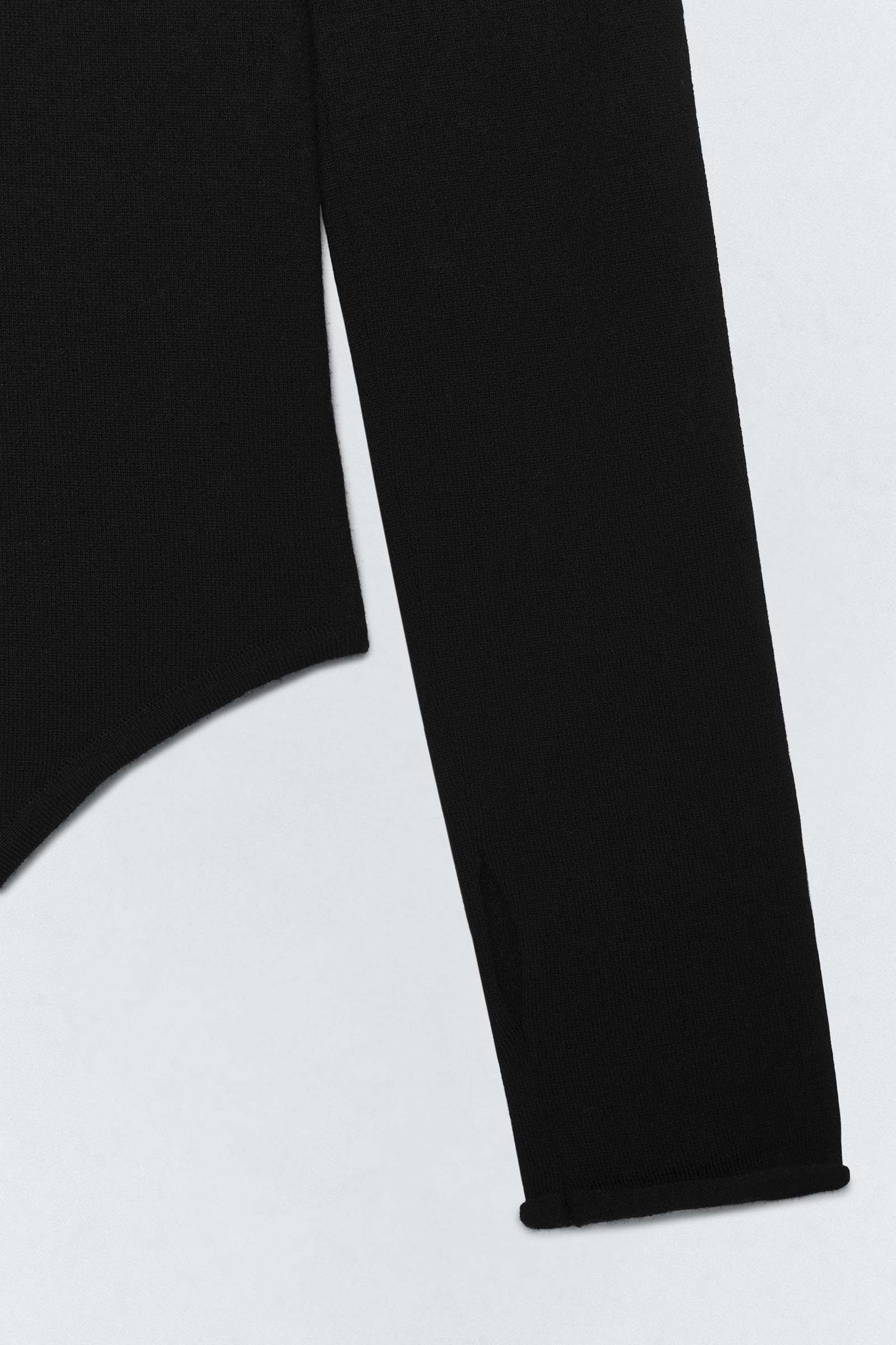 ZARA SOSHIOSTUKI WOMANのアイテム画像