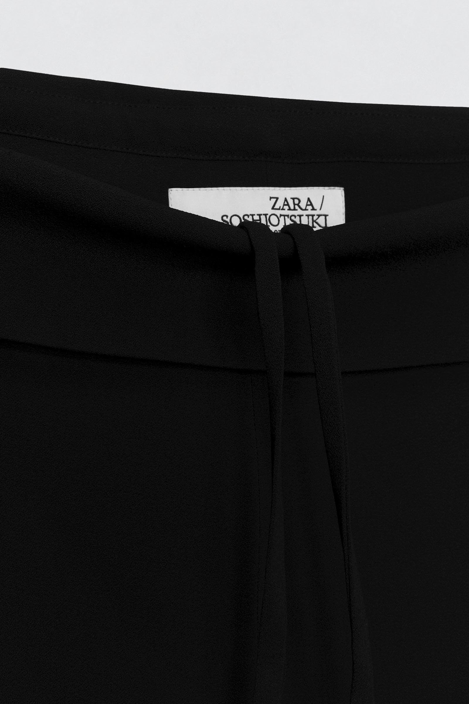 ZARA SOSHIOSTUKI WOMANのアイテム画像