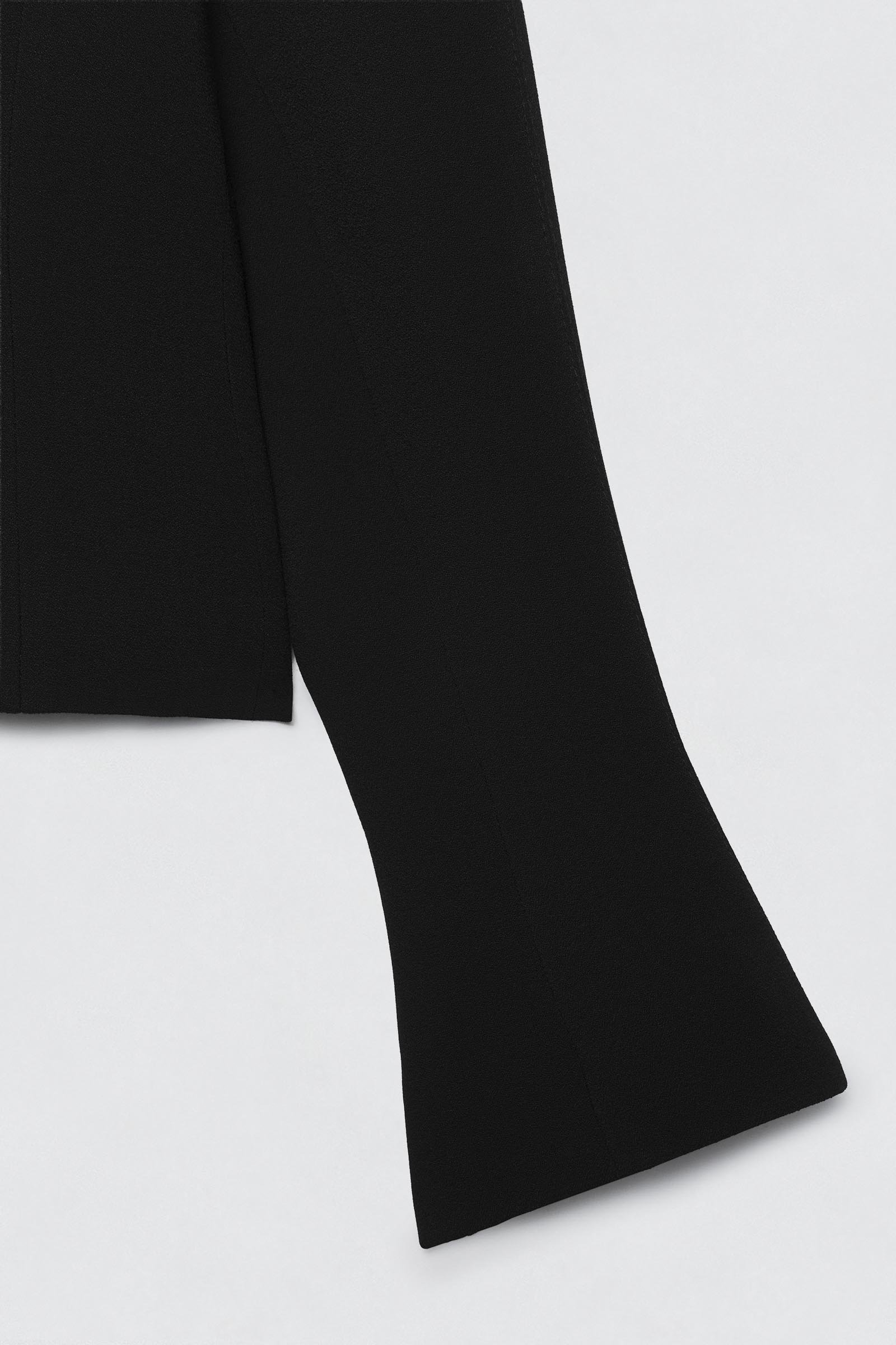 ZARA SOSHIOSTUKI WOMANのアイテム画像