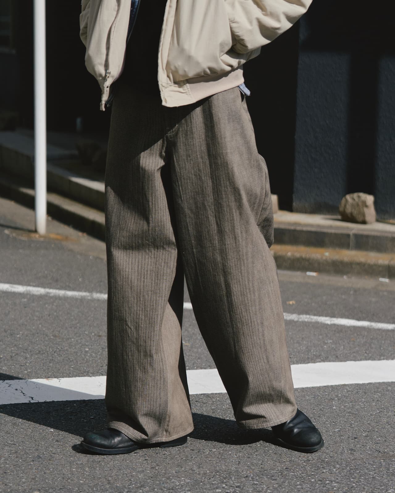 ハトラのデニムパンツ