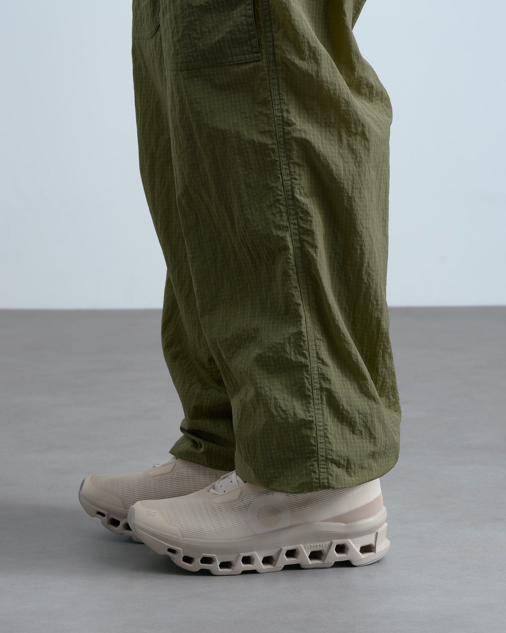 オンのクラウドモンスターヴォイド