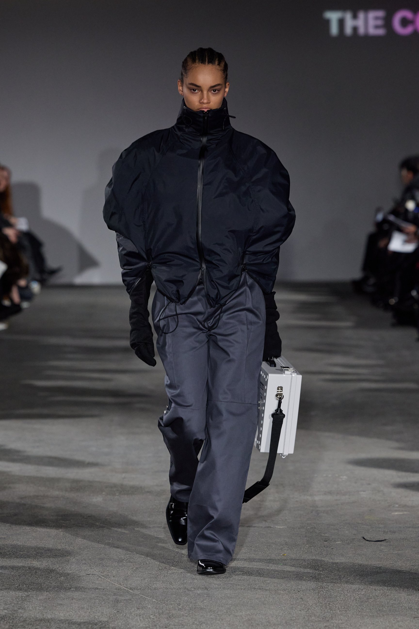 ランウェイ画像