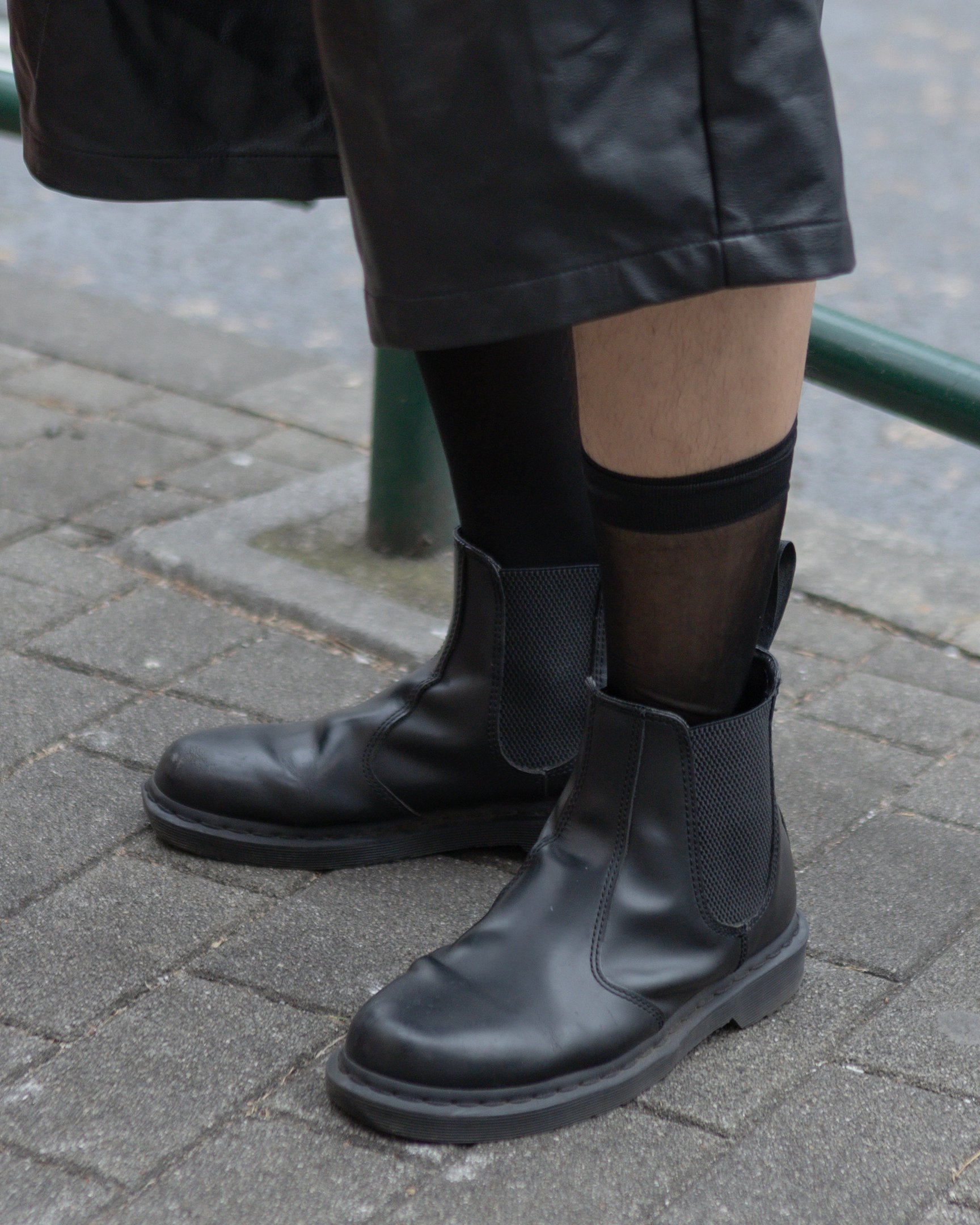 シーオールのカバーオールを着たモデル