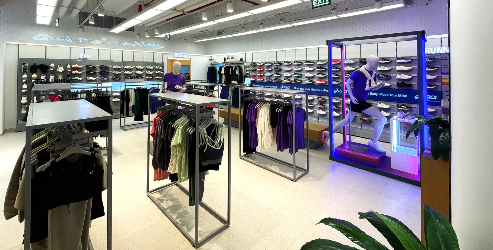 2025年にオープンしたアシックスのデリー直営店画像