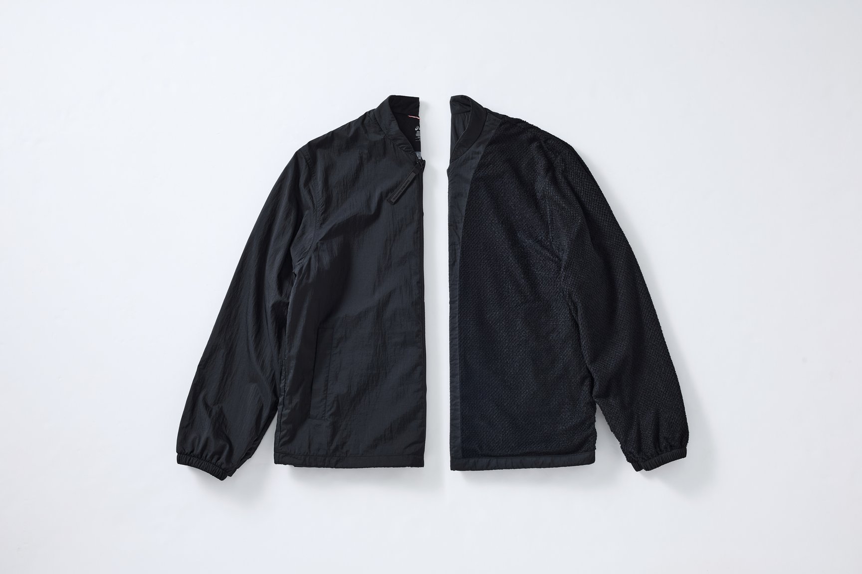 ACTIADAPT搭載ブルゾンの画像