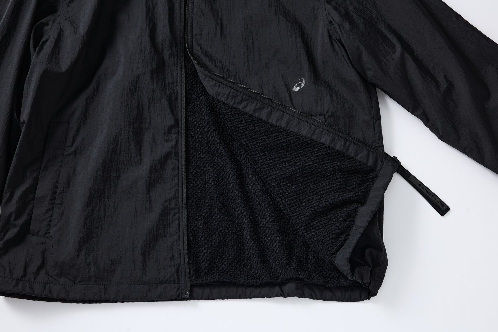 ACTIADAPT搭載ブルゾンの画像