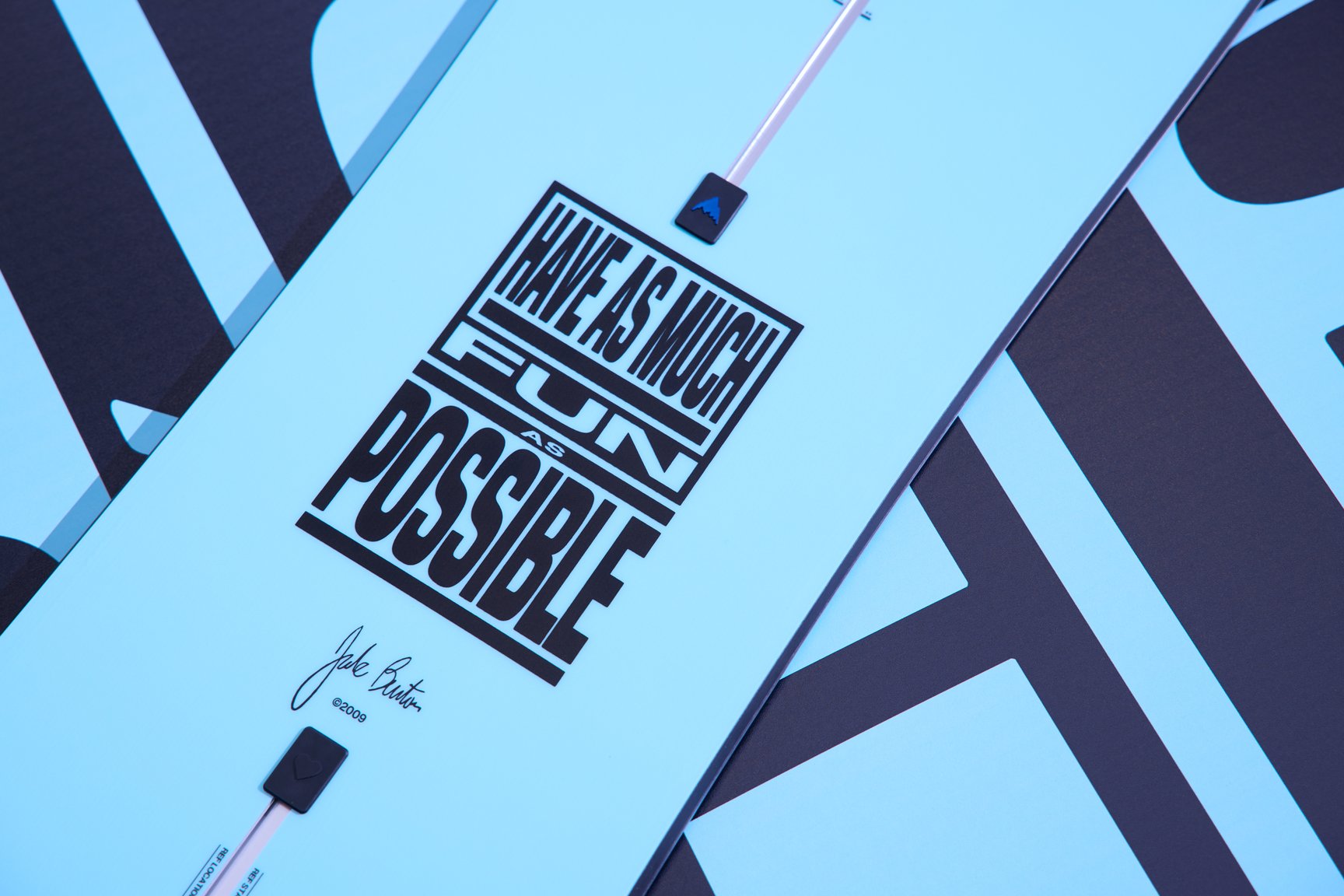 バートンが発売する「From Burton to the World」コレクションの画像