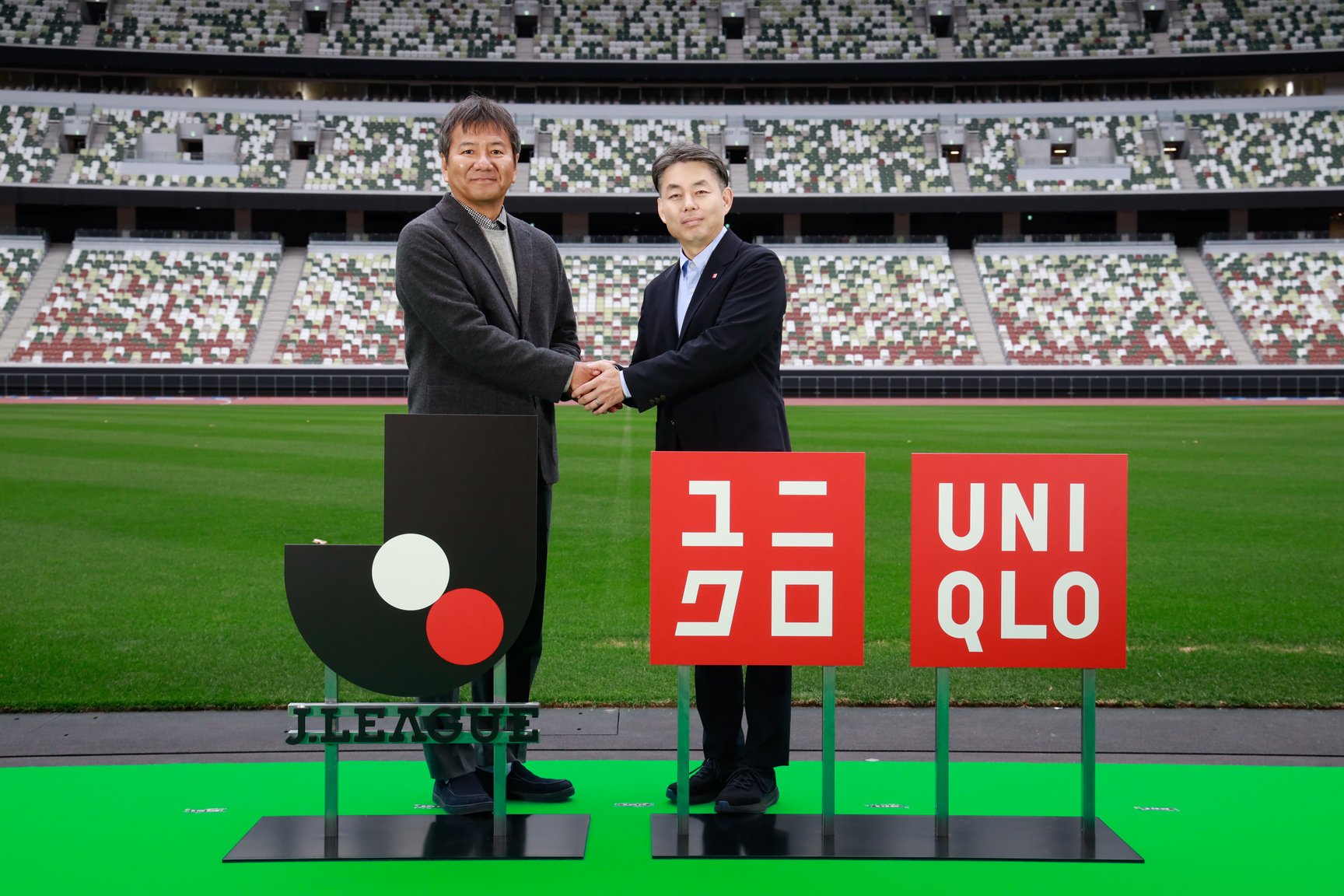 ユニクロとJリーグのパートナーシップ締結会見画像