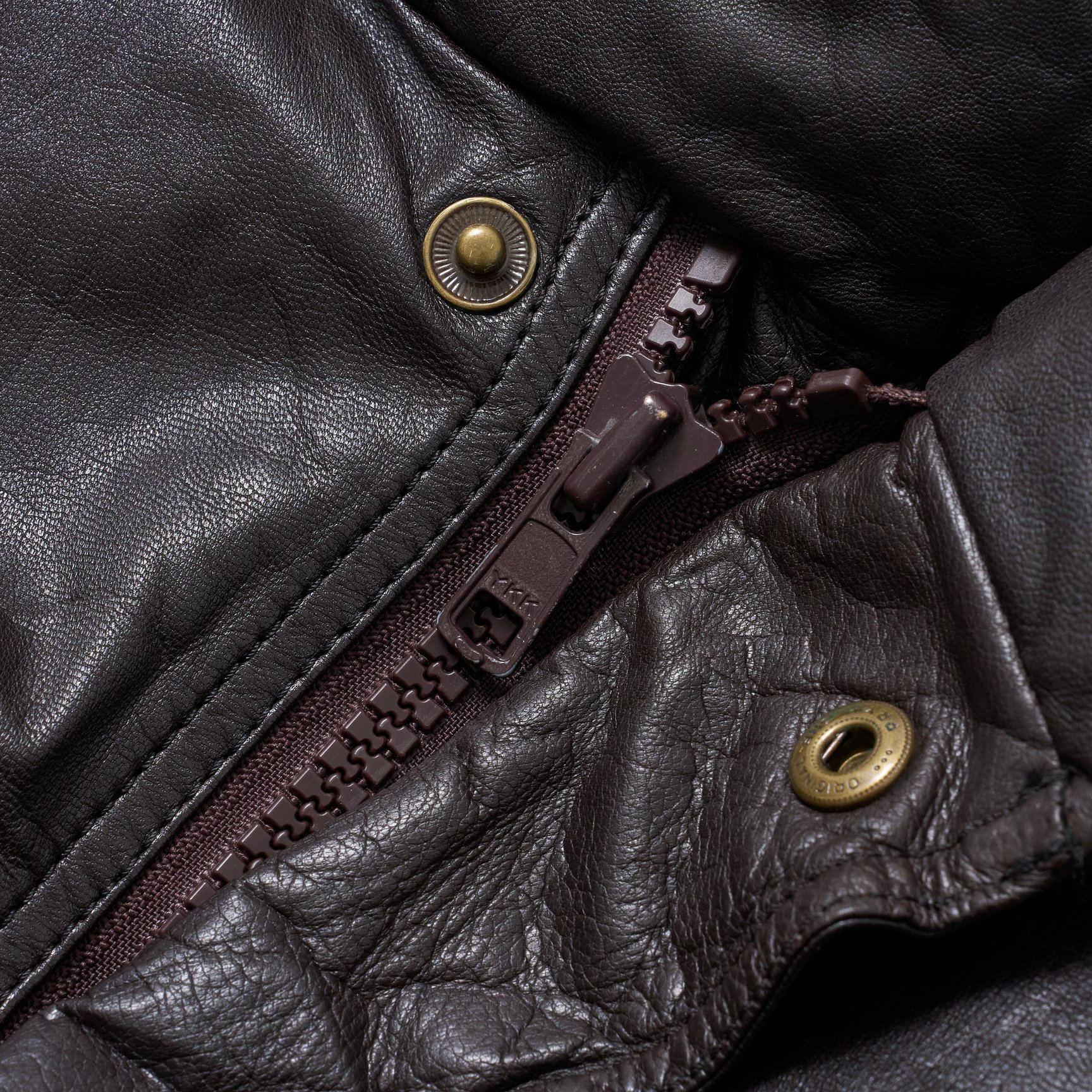 エディー バウアー レザーダウンジャケット