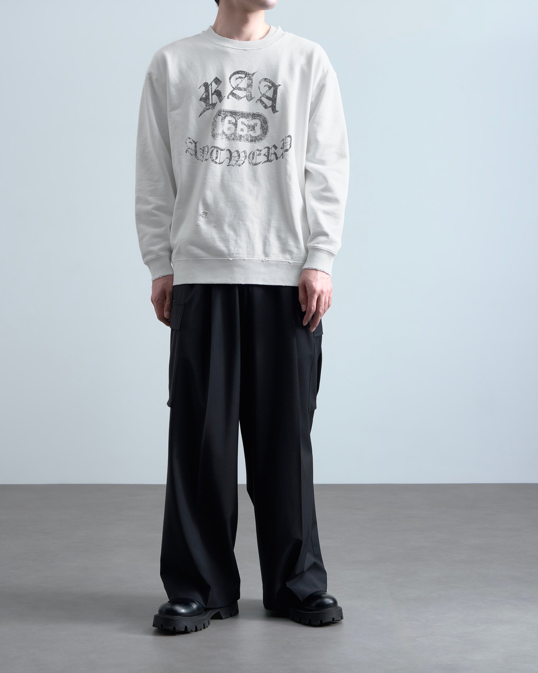 ティーエイチプロダクツのカーゴパンツ