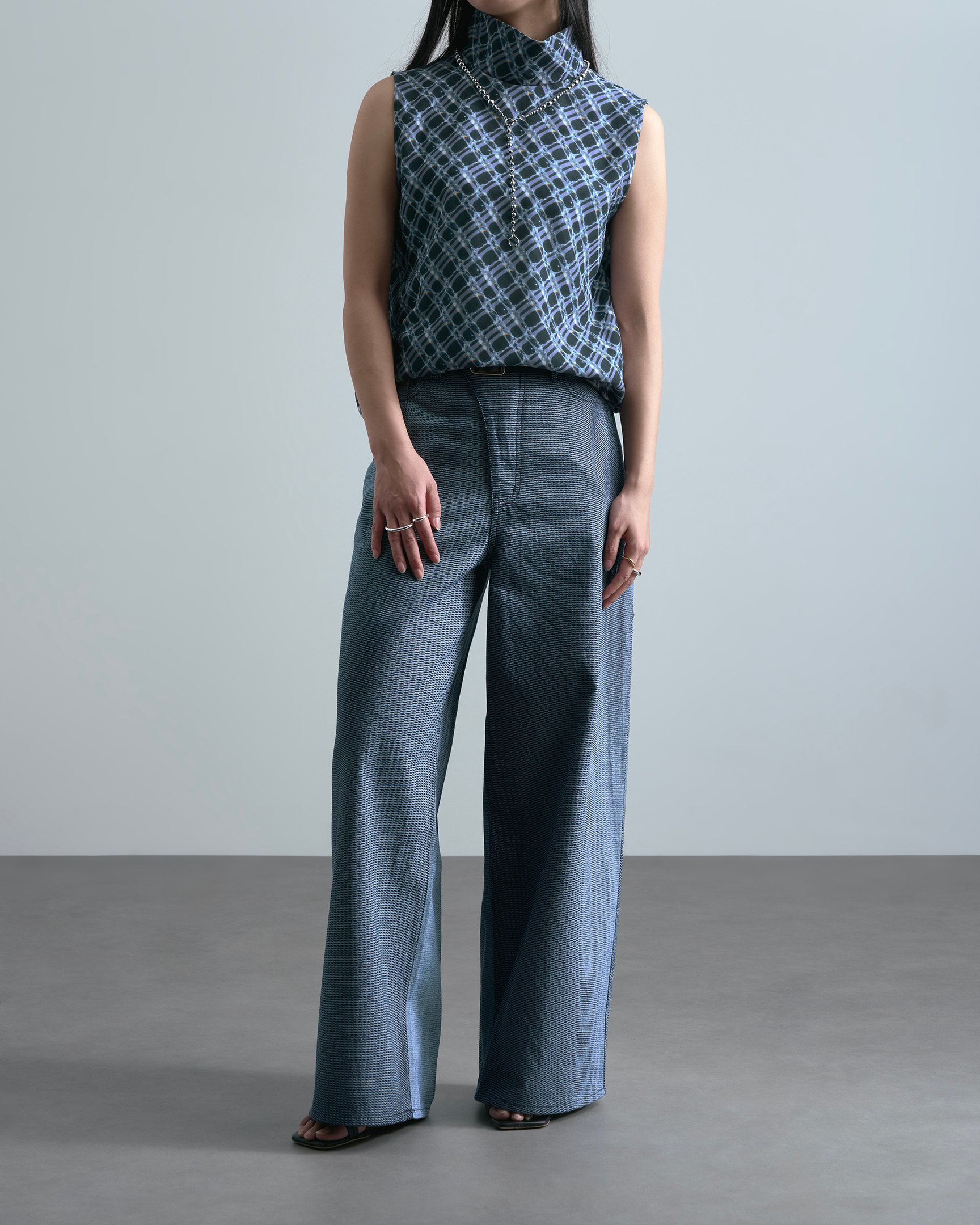 ハトラのミラージュデニムパンツ