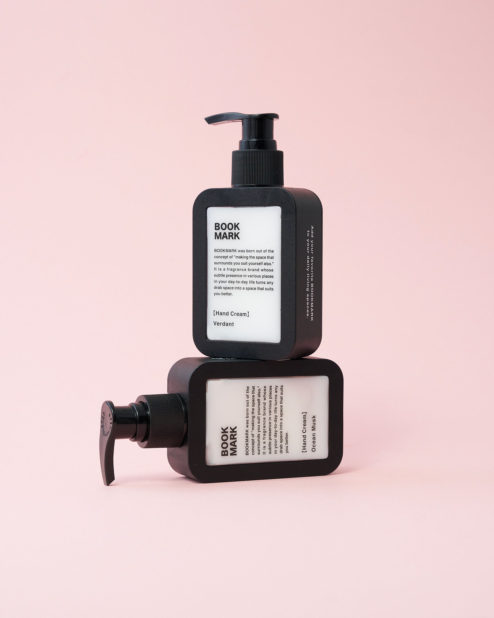 並べられたハンドクリーム