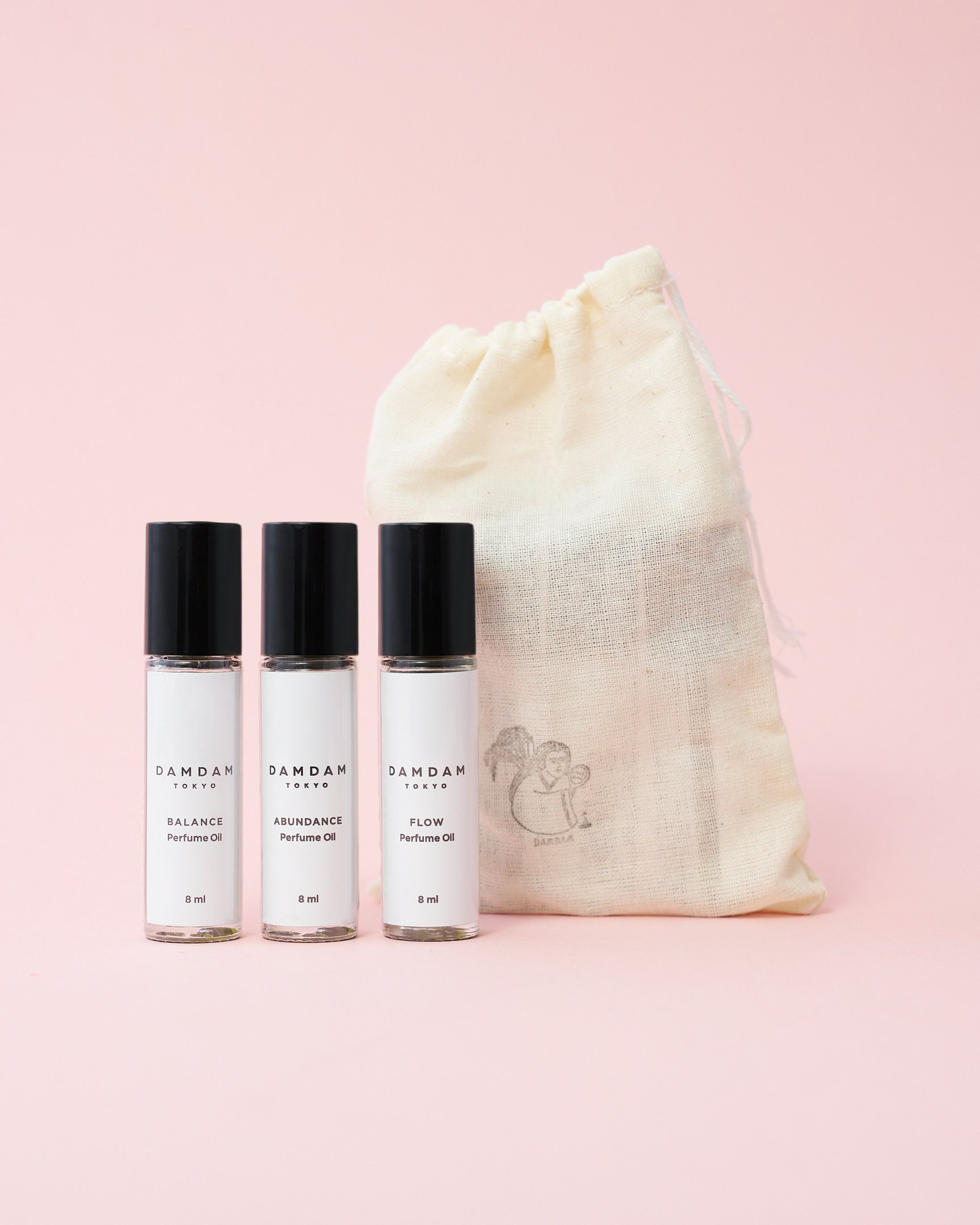 並べられた香水