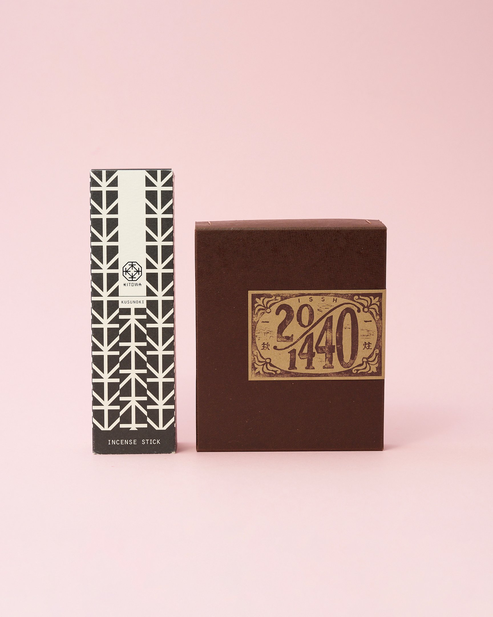 並べられたお香