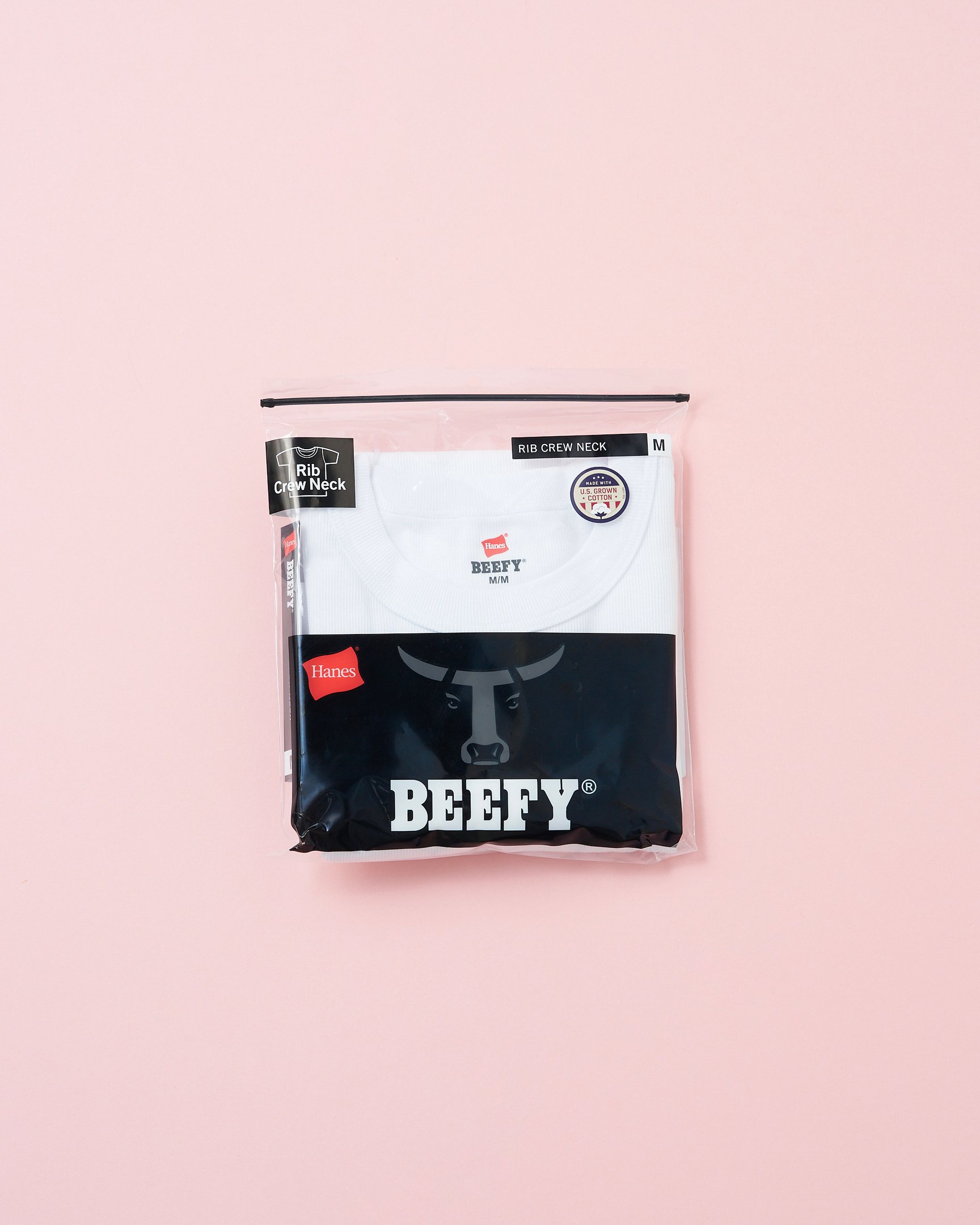 並べられたTシャツ