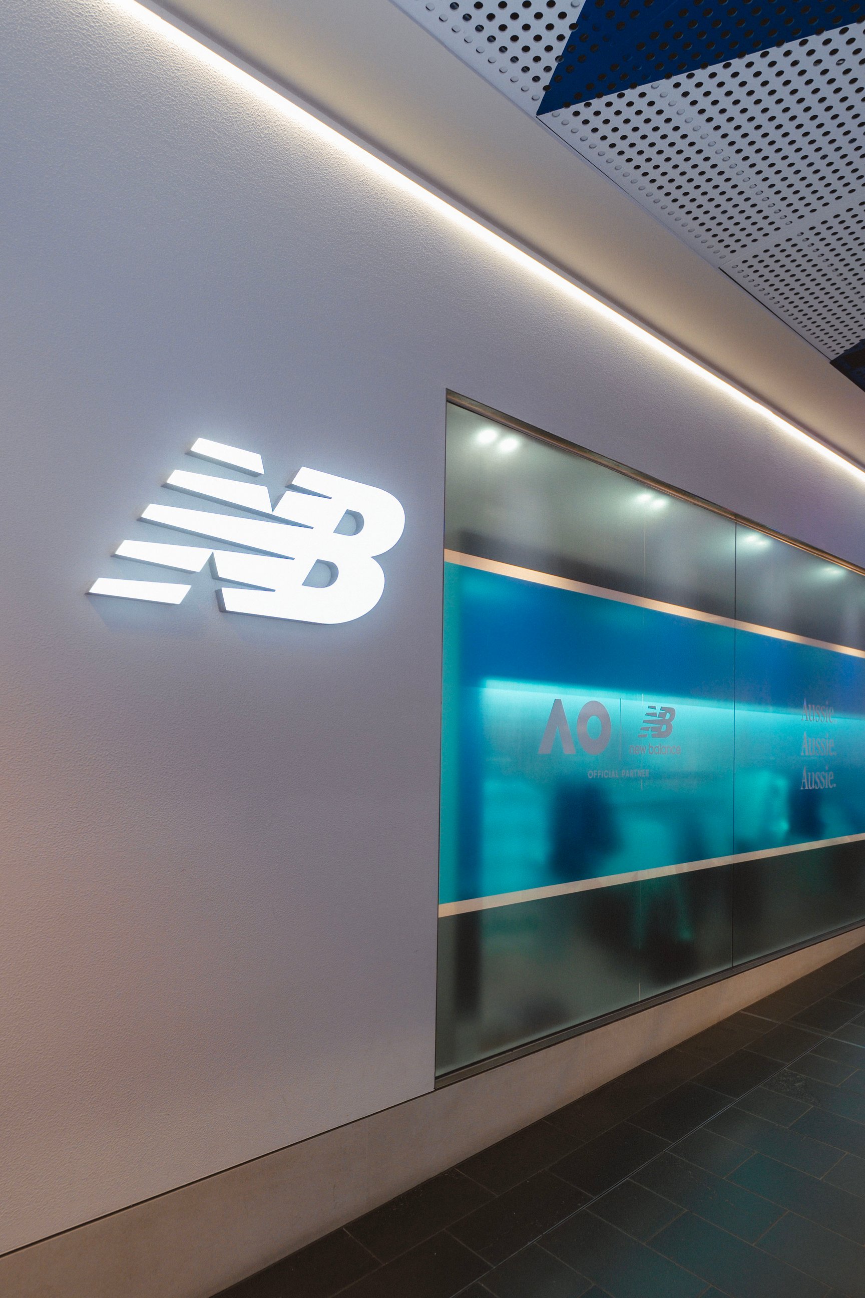 ニューバランスの店舗