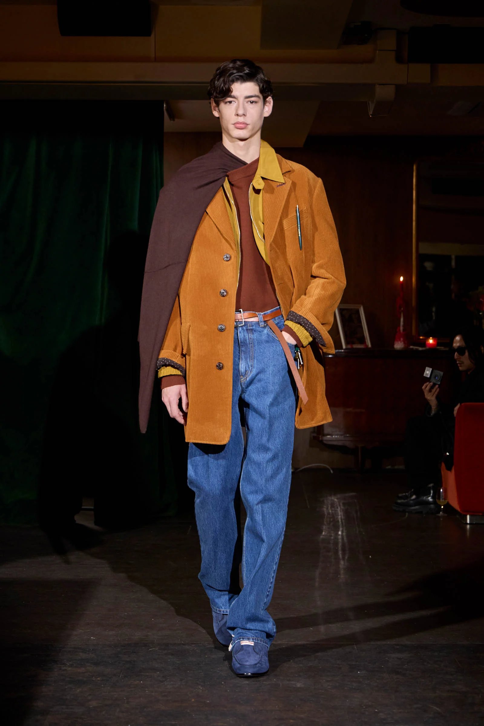 ランウェイ画像