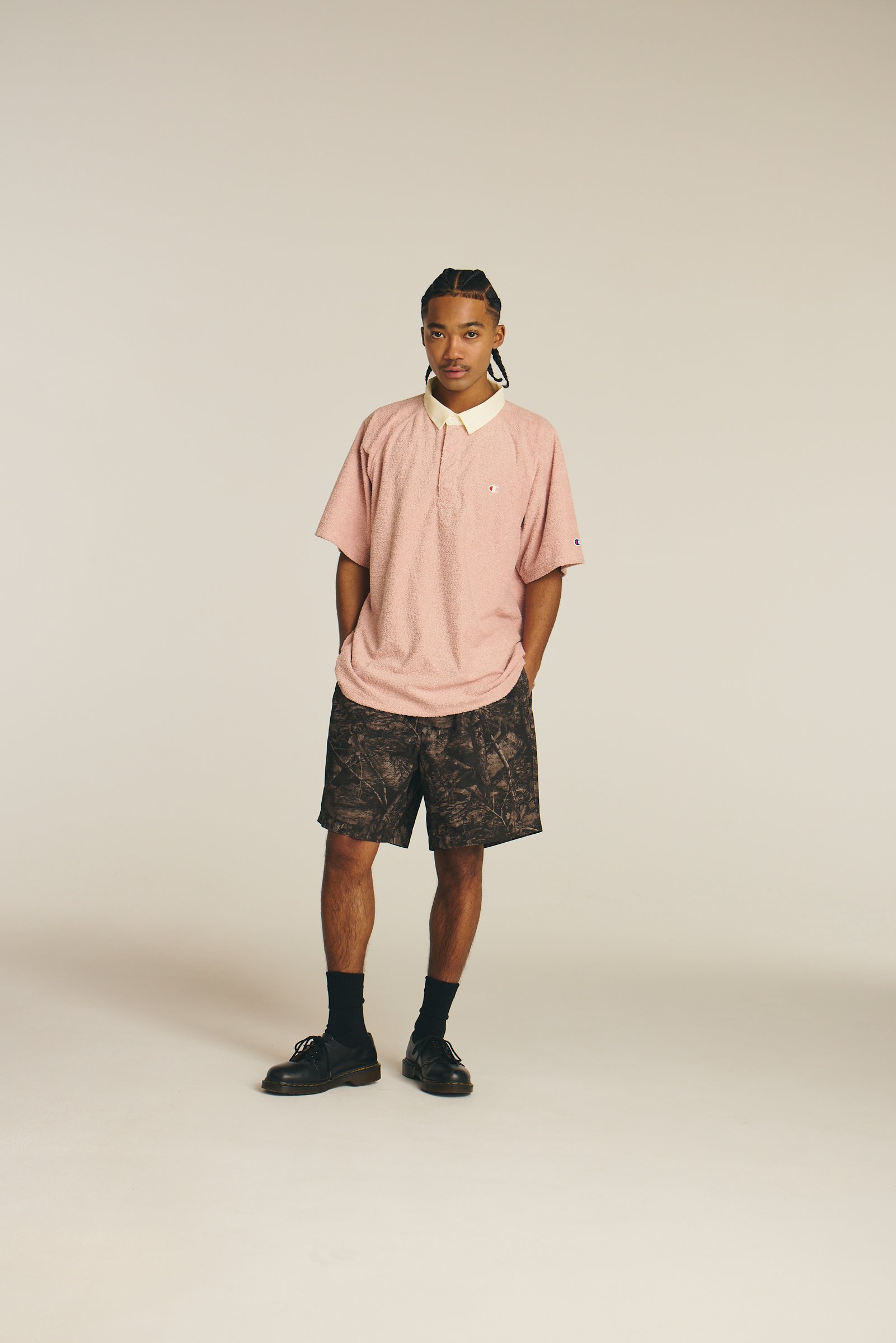 チャンピオン2026年春夏コレクションを着るCOZY