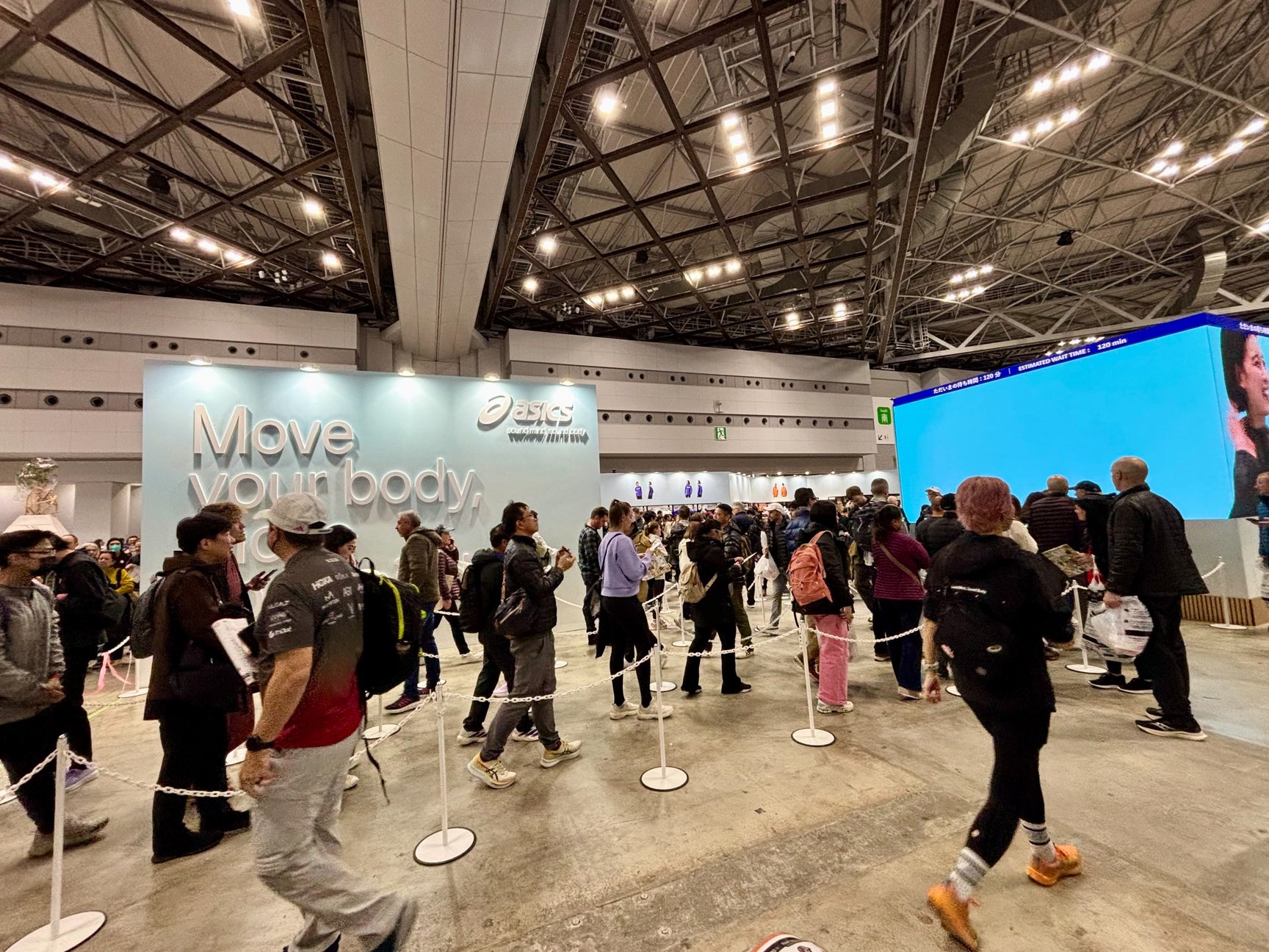 アシックスのブース画像