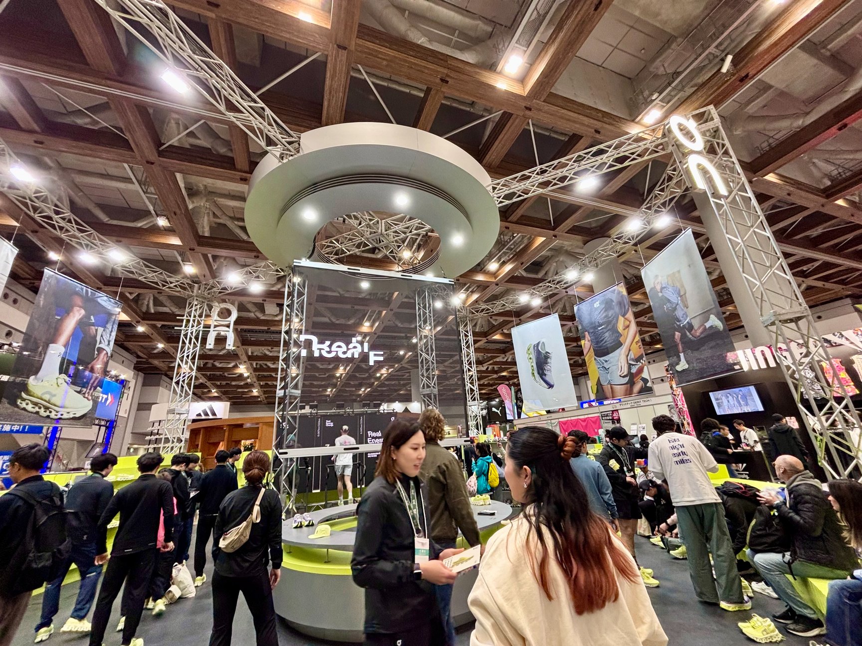 オンのブース画像