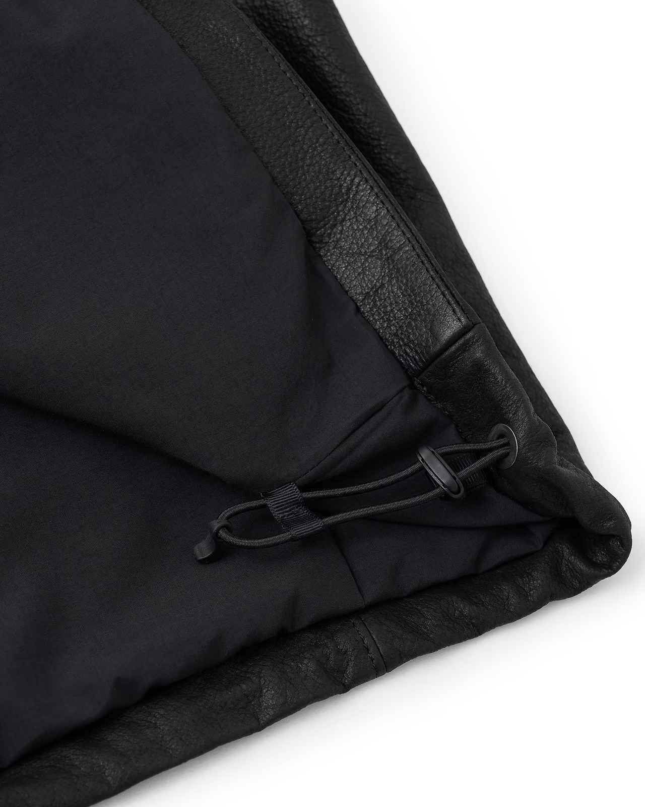 NTNのレザーシャツ