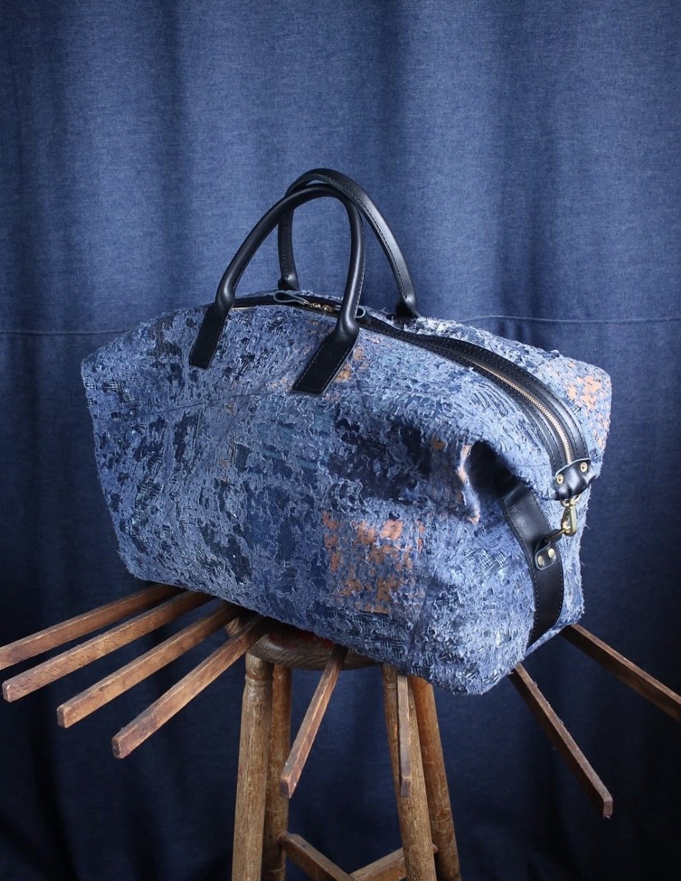 テキスタイルアーティスト、リファットの作品画像