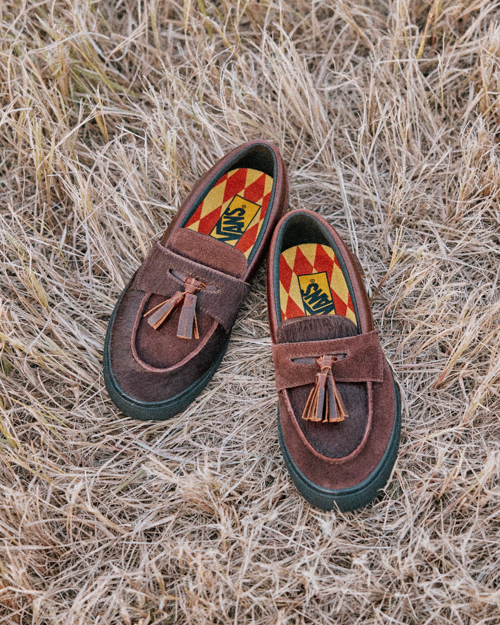 ローファースニーカー