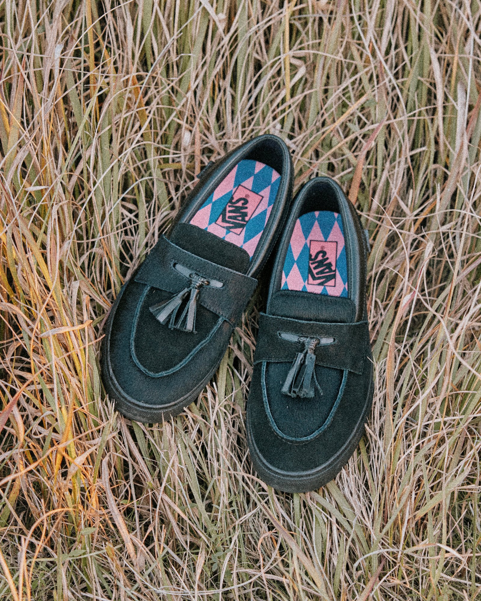 ローファースニーカー