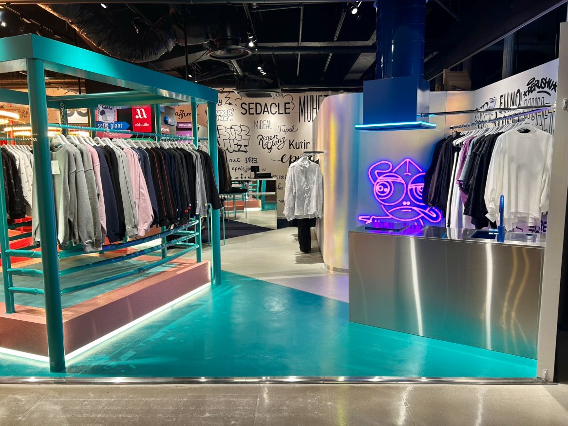 バズウィット原宿の店内画像