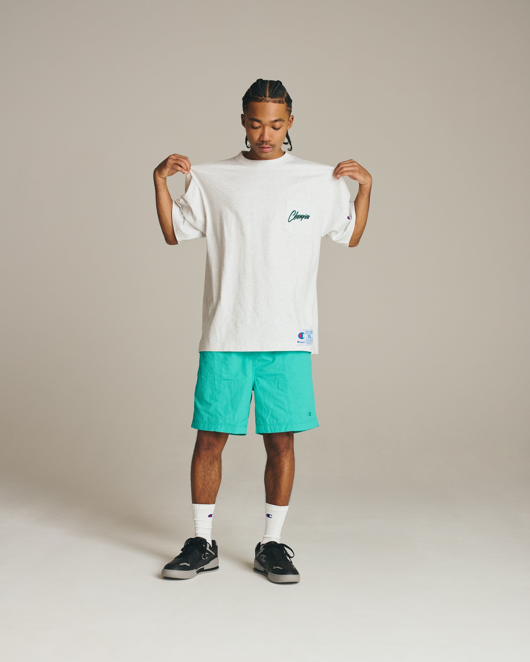 チャンピオン2026年春夏コレクションを着るCOZY