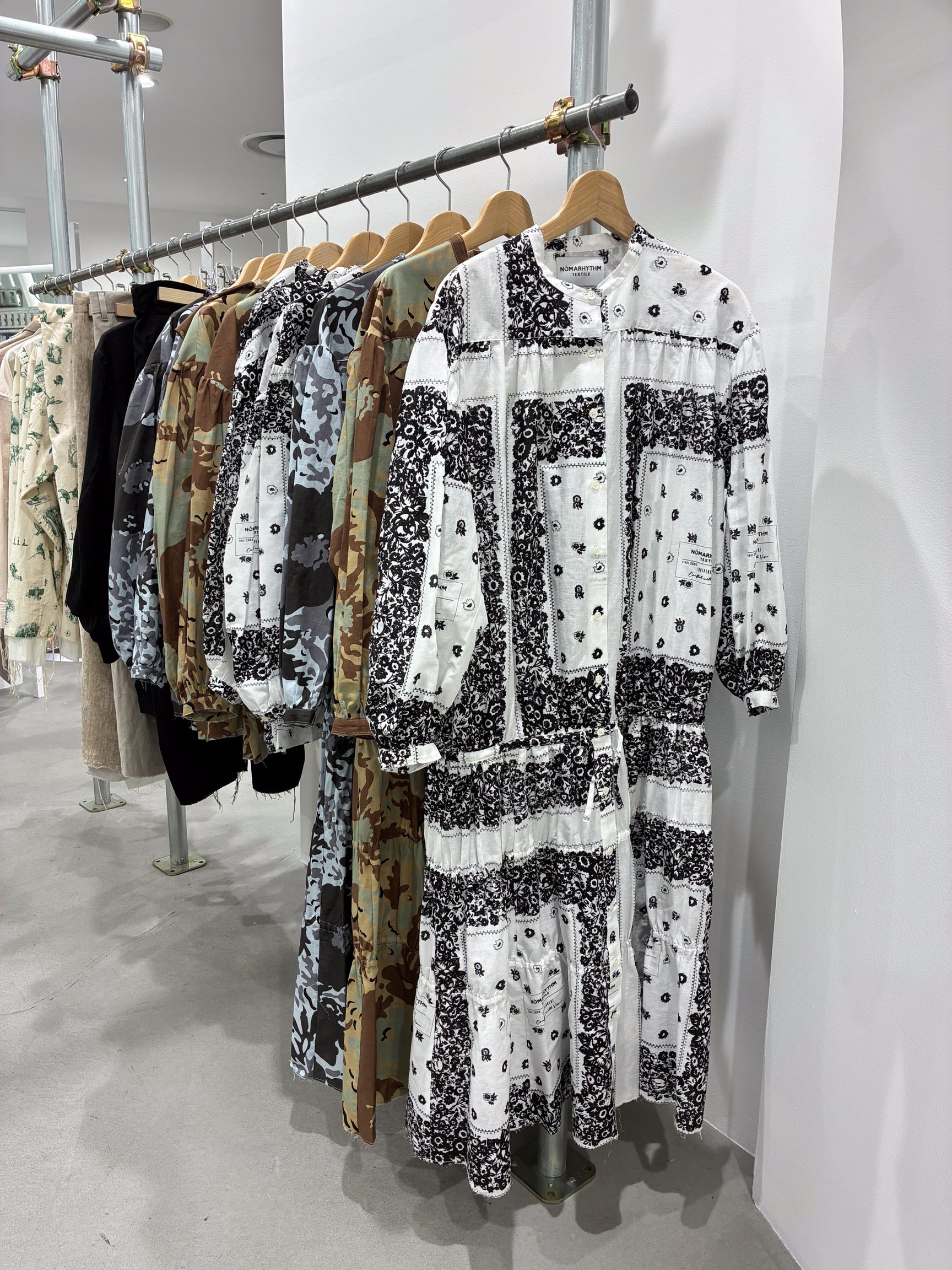 ノマリズム テキスタイルの限定アイテム