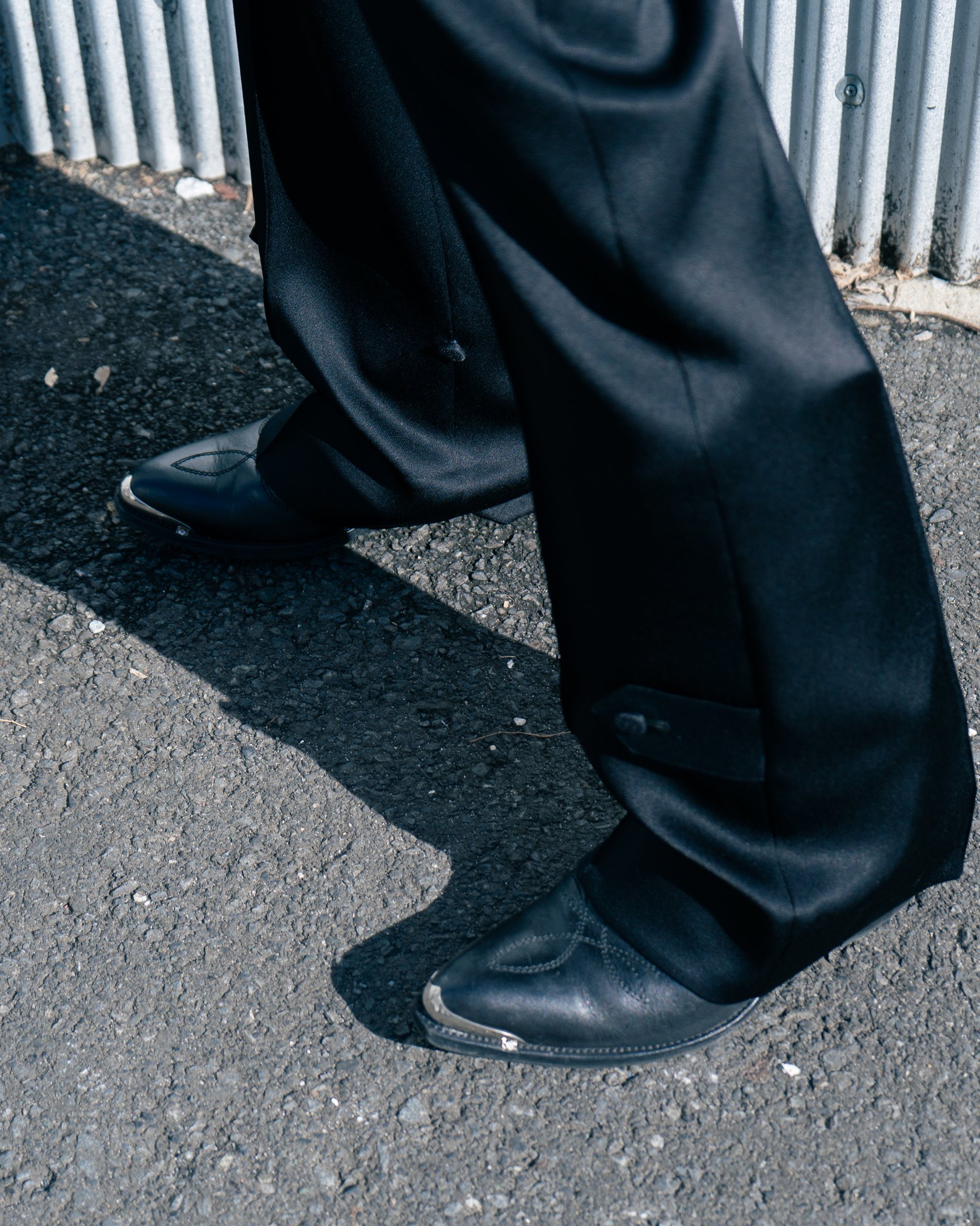 カナコサカイの服を着たモデル