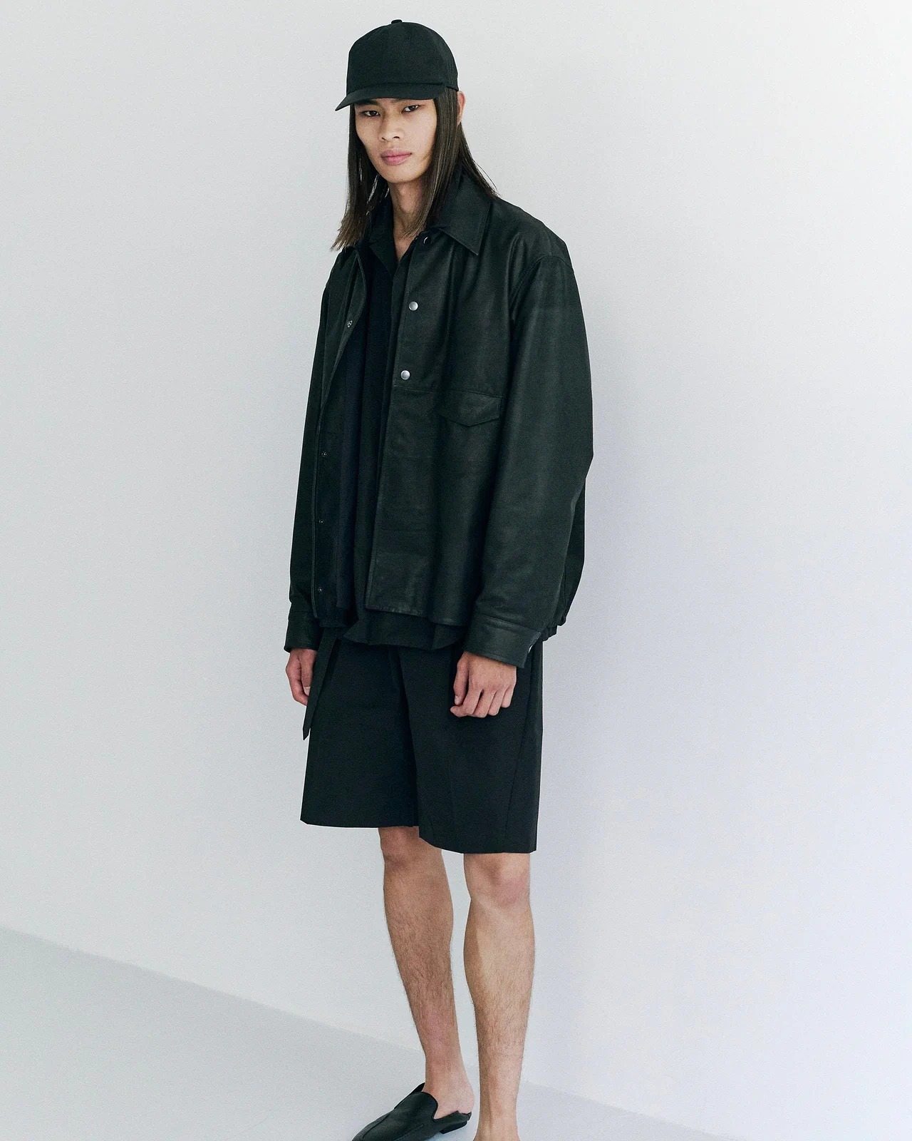 NTNのレザーシャツ