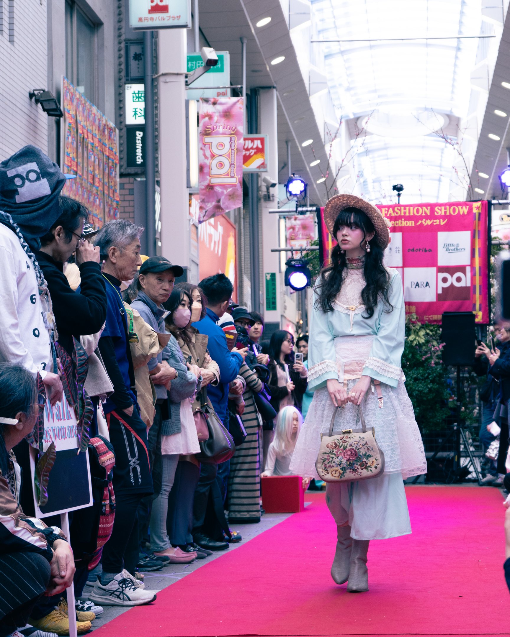 高円寺パル商店街ファッションショー