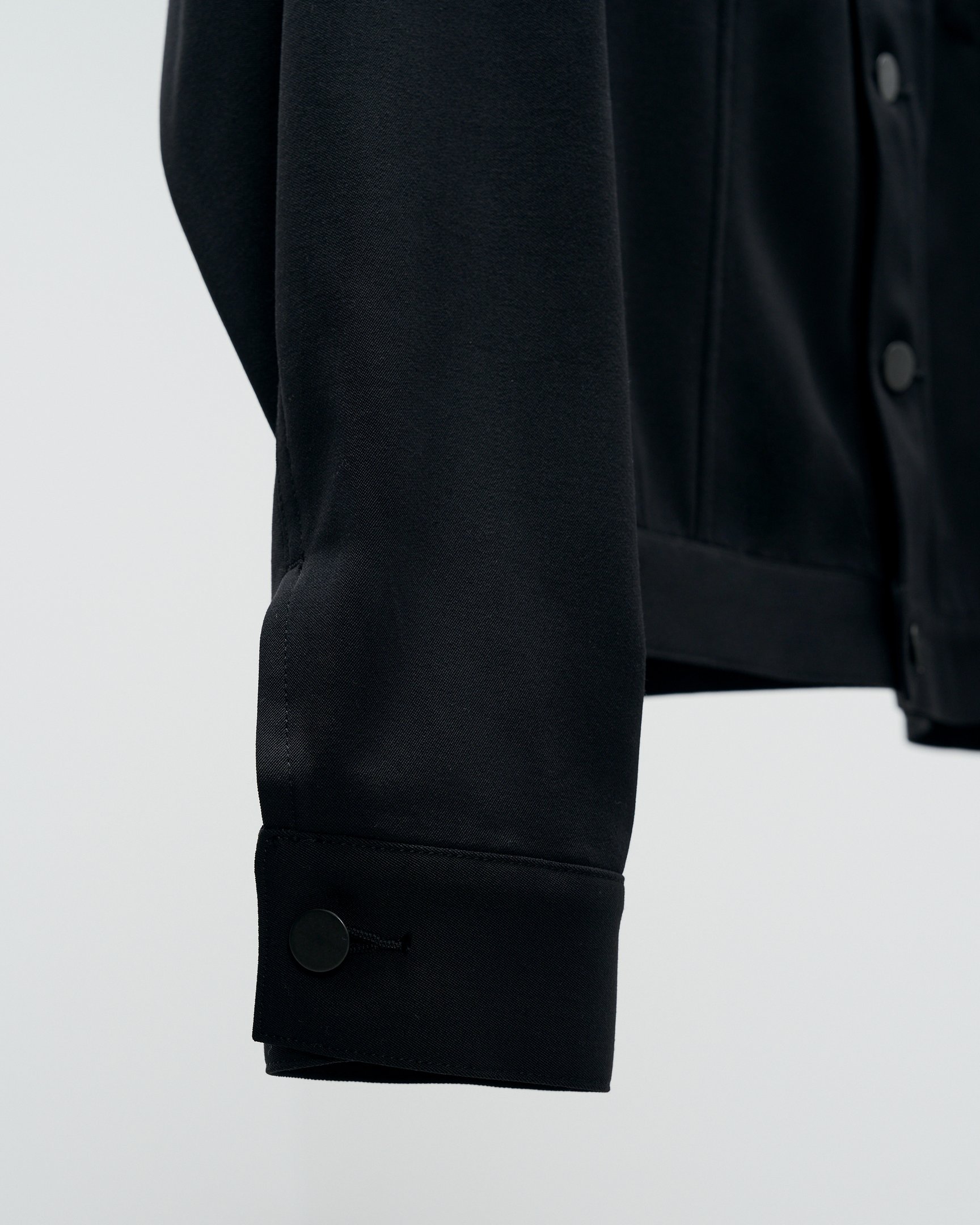 ヨシオクボのノーカラージャケット